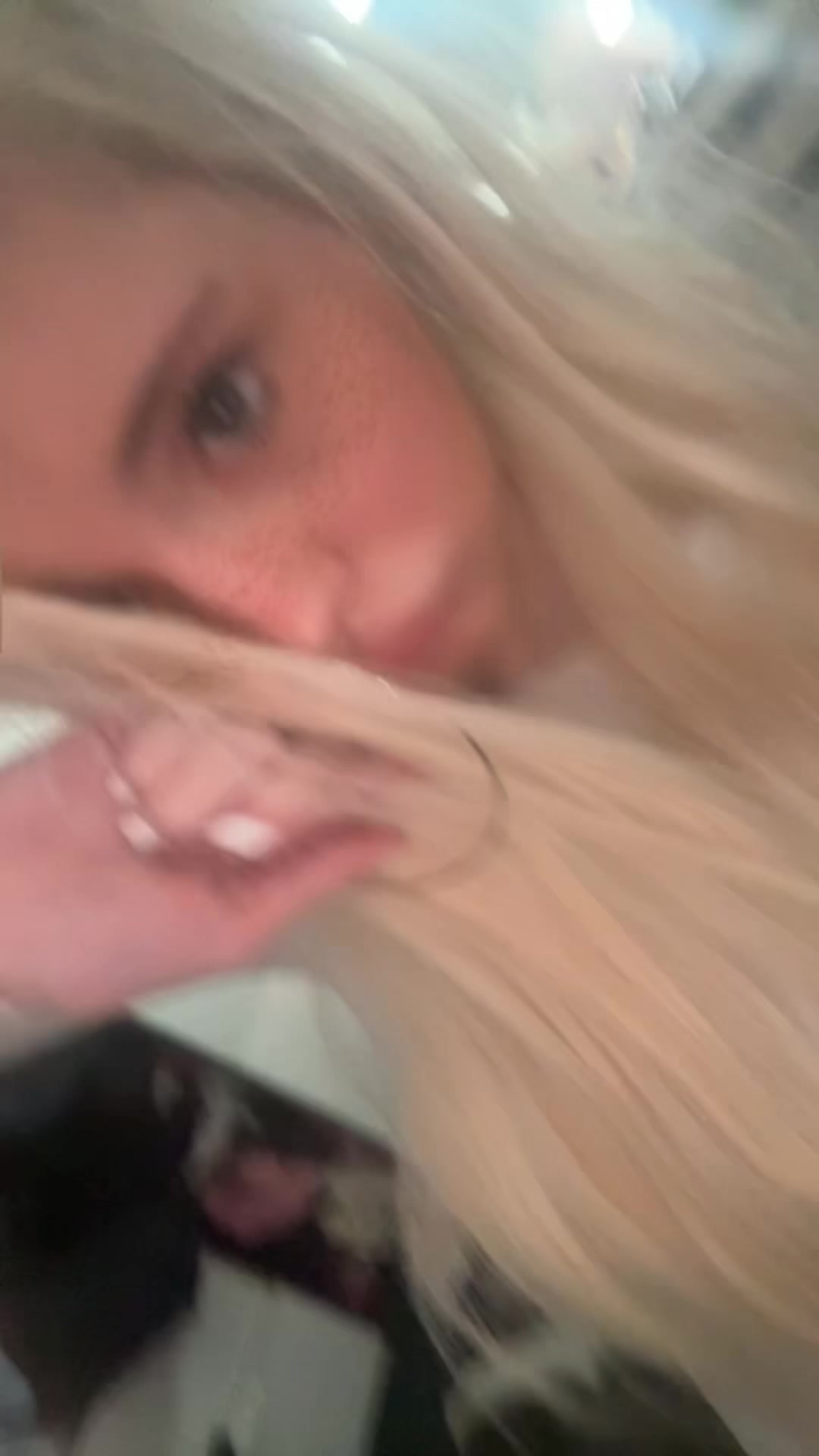 @👸🏼