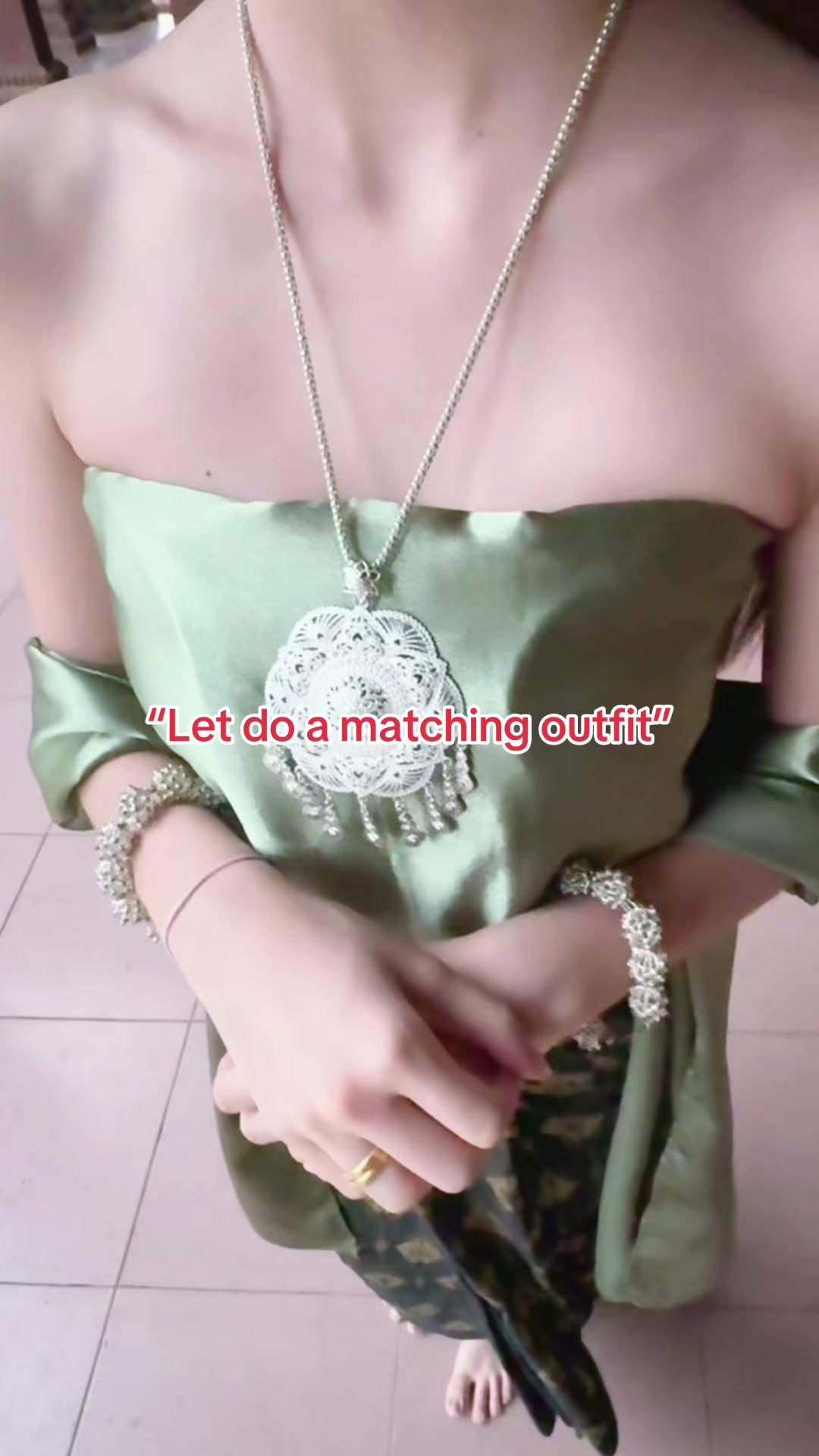 @LING-លីង
