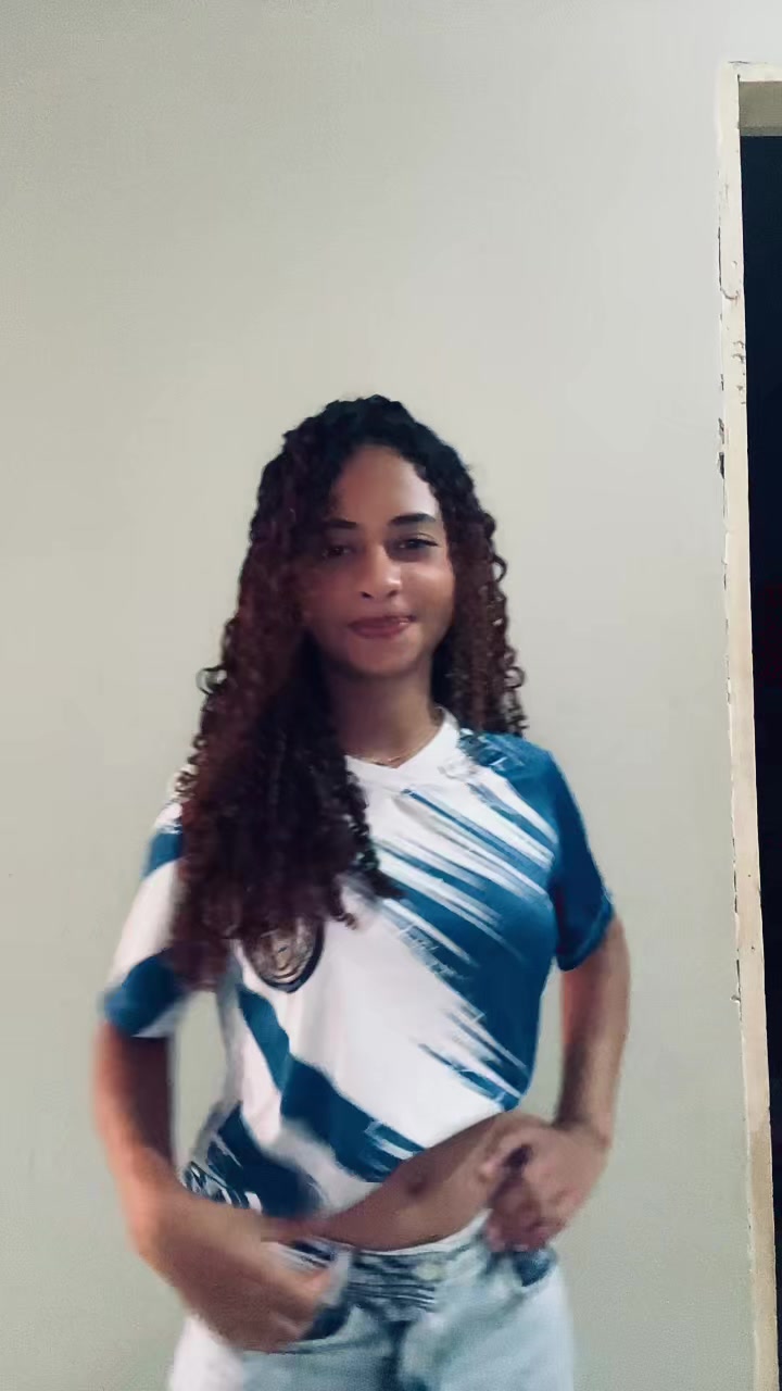 @yasneiff