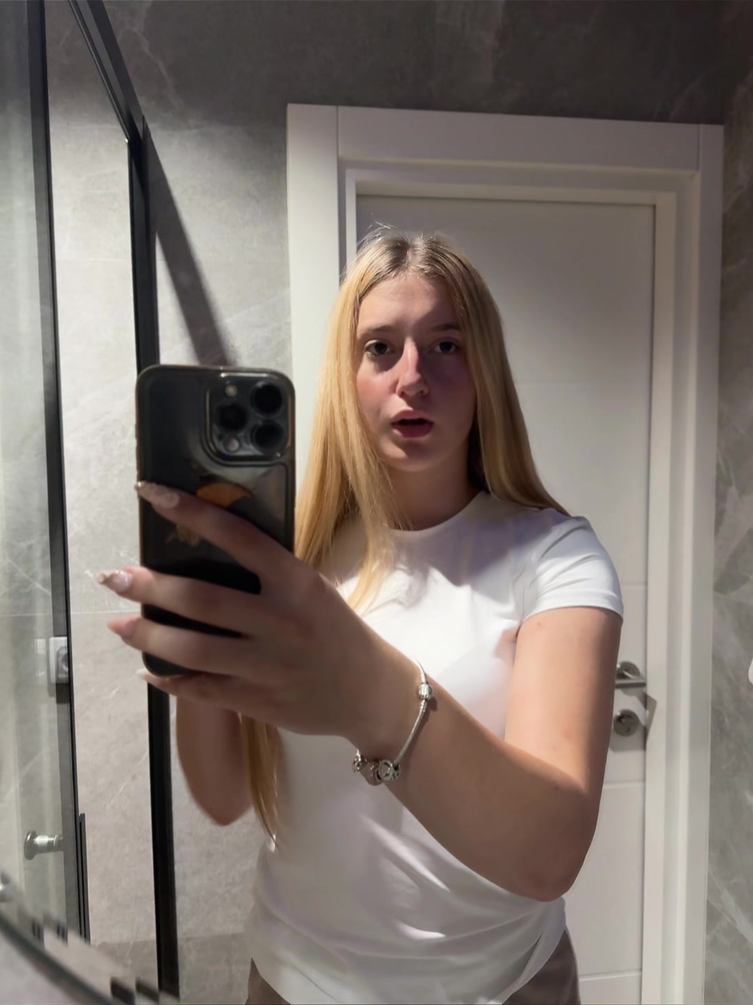 @momciloviicc.m