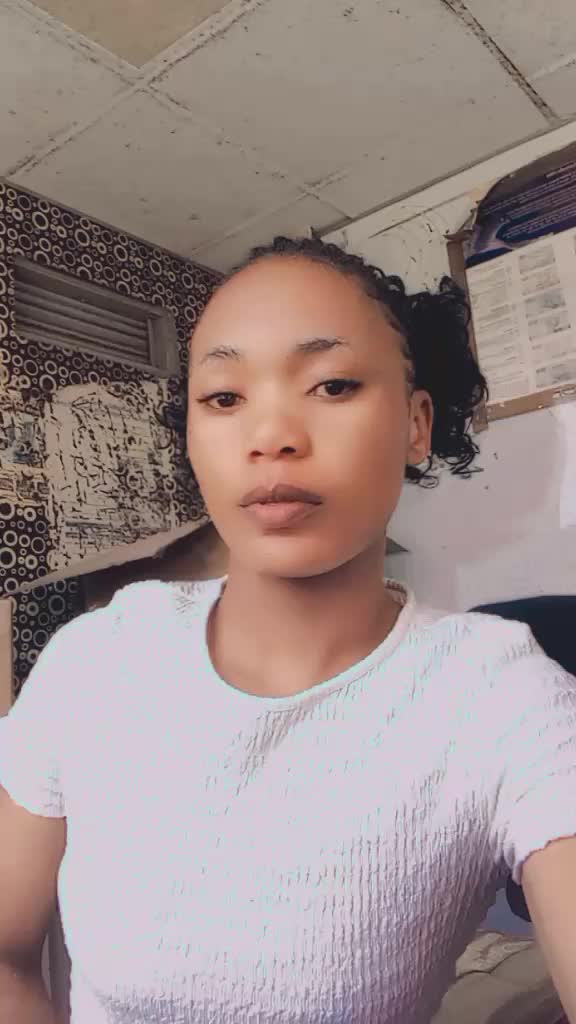 @hellenmulonga