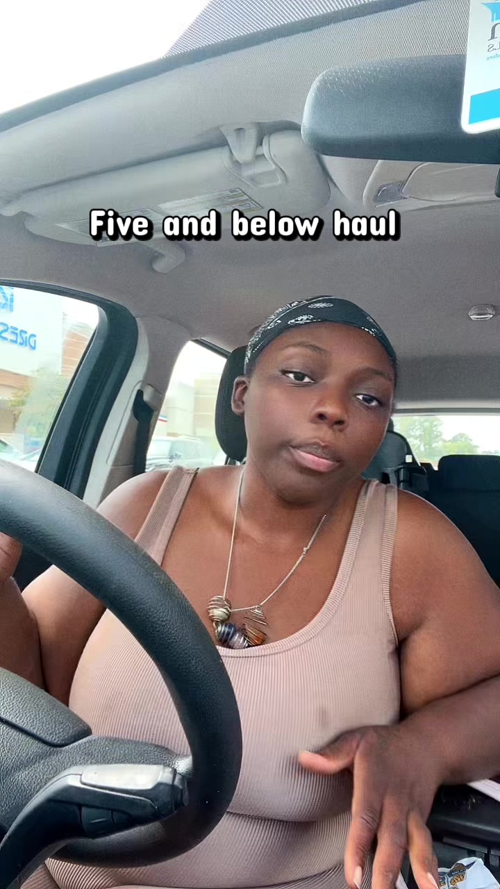 @_.TherealGoddess.K