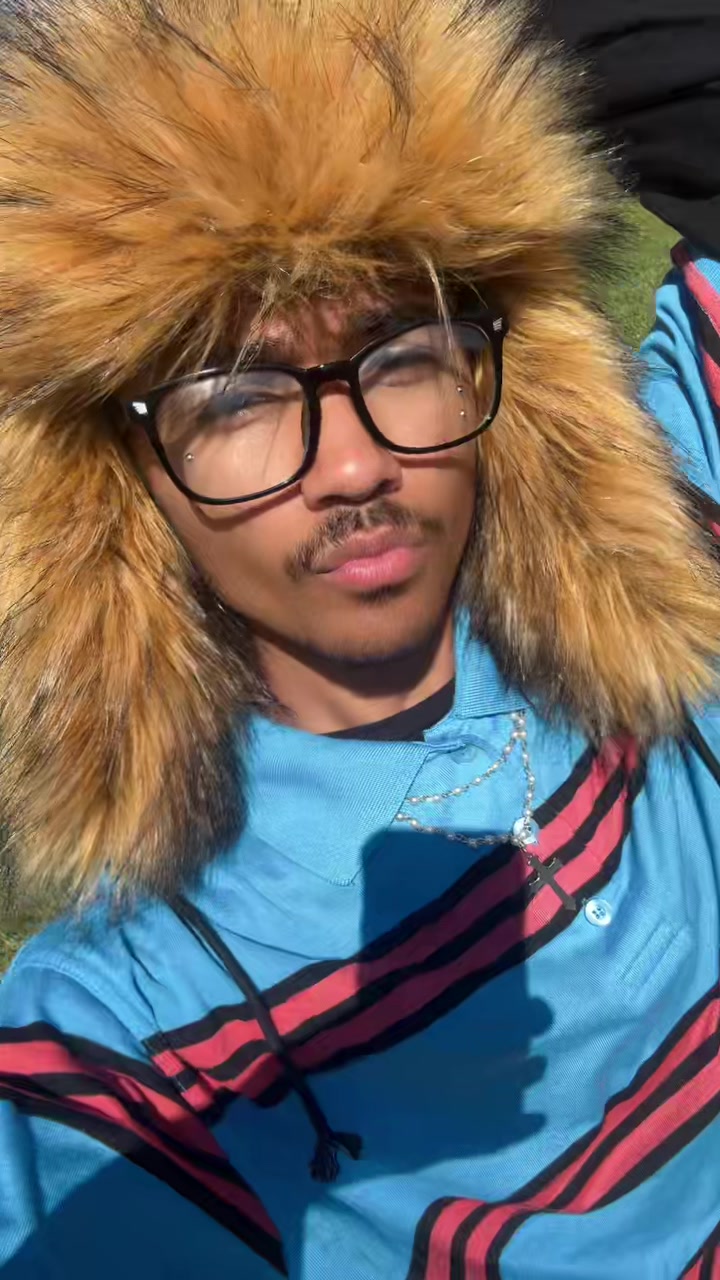@ZxyFrmU2Me