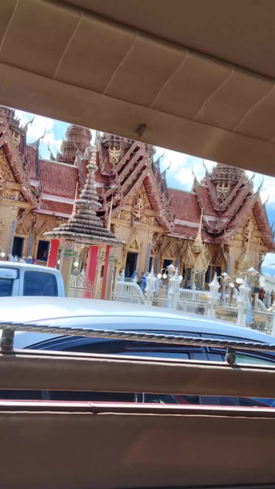 @tuk tuk areunang tour