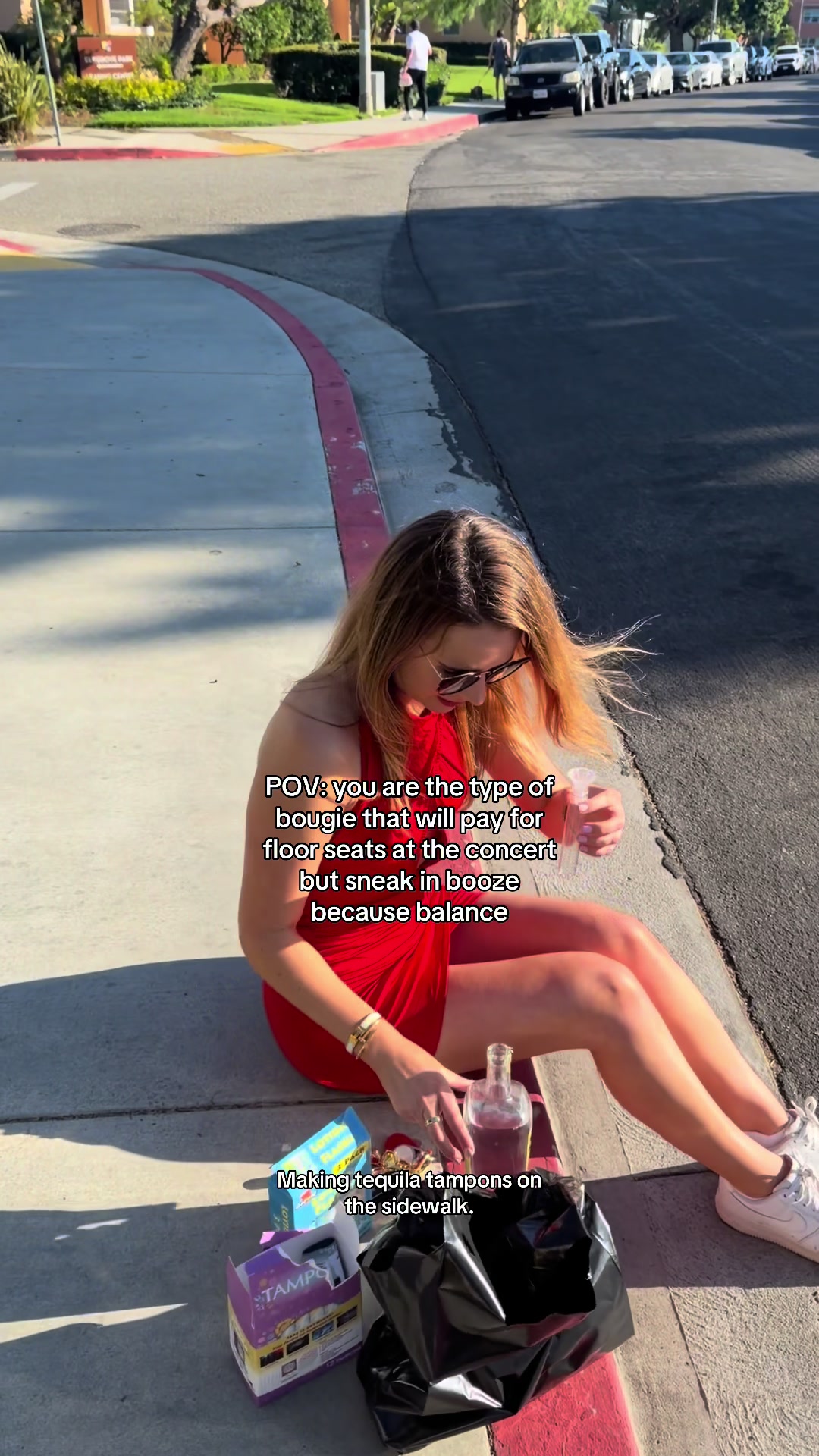 @thelaneytucker