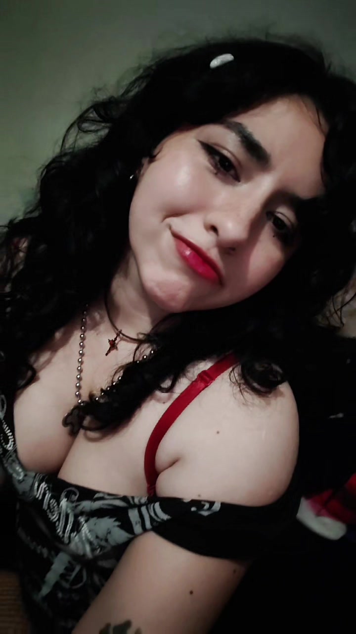 @Vampyra🦇