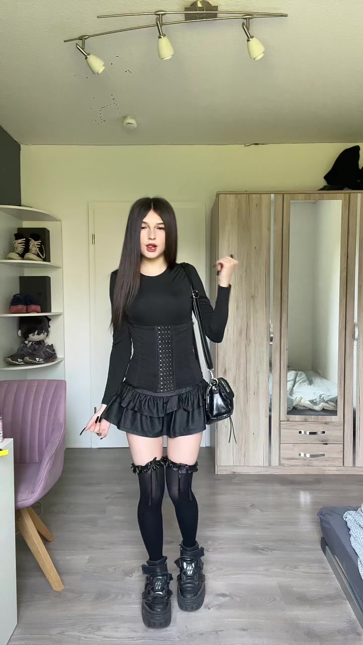 @малютка