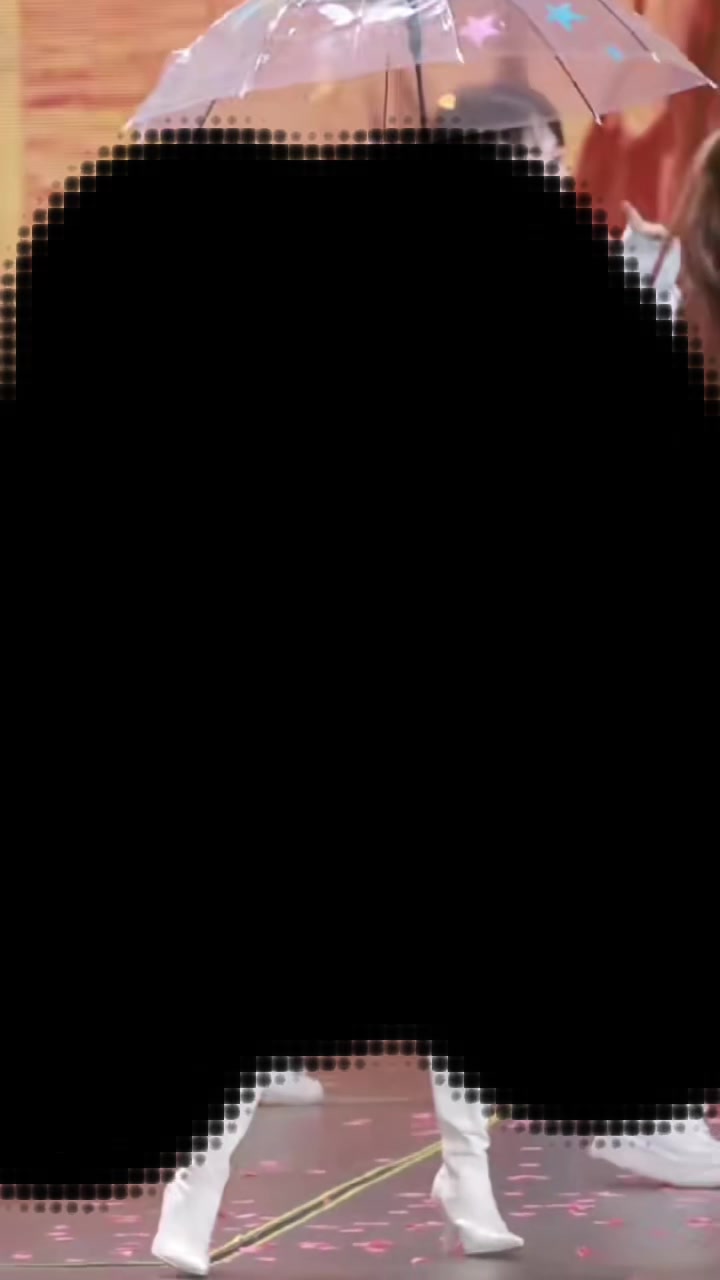 @𝐁𝐀𝐌𝐁𝐈⋆˚祝绪丹𐙚
