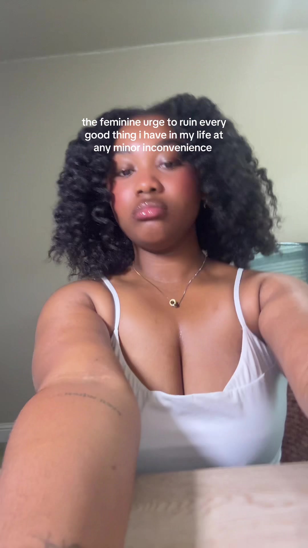 @dshaelyn