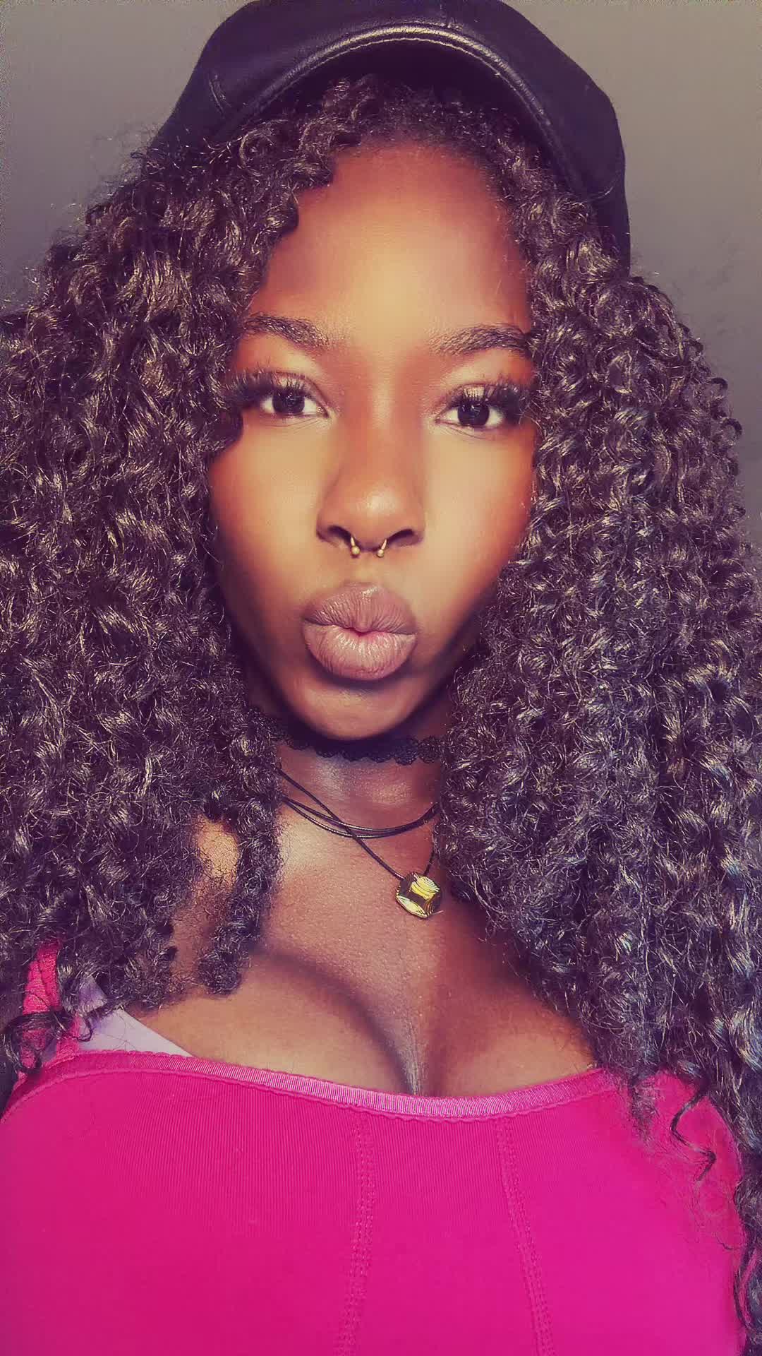@unsimplydara