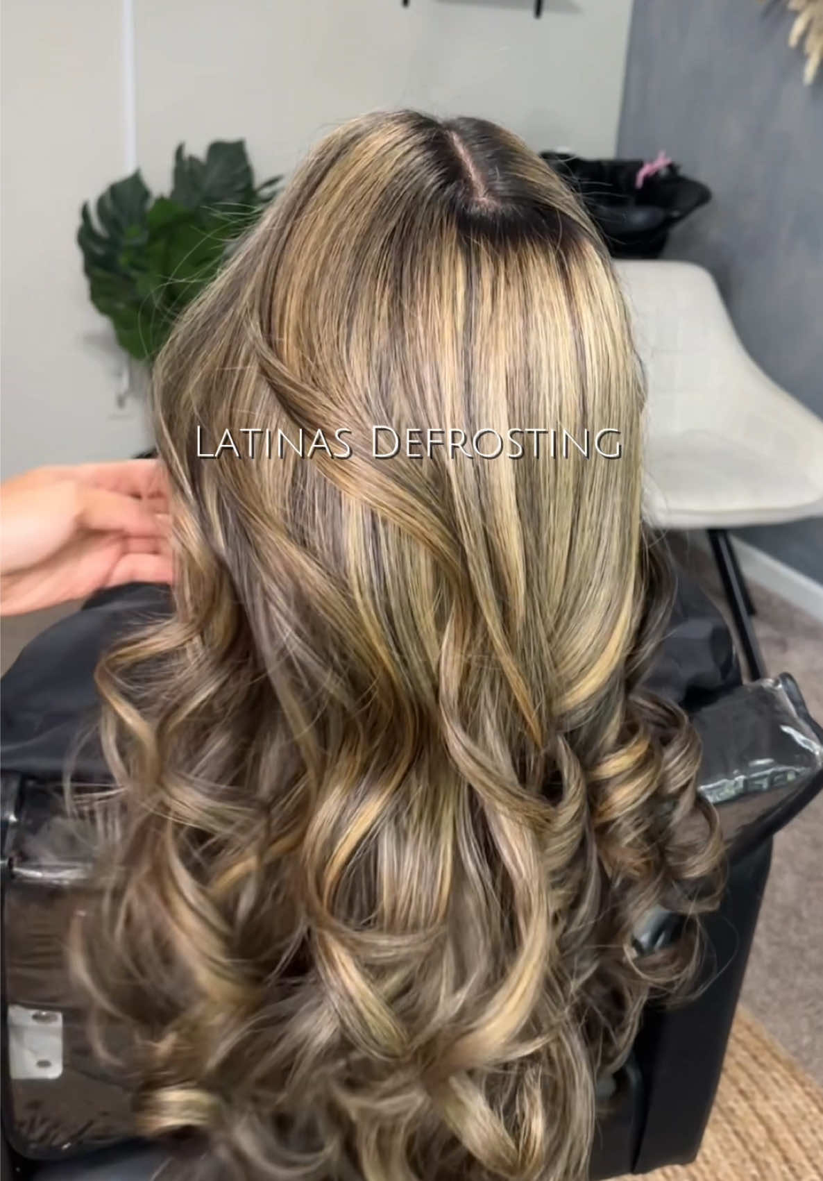 @Melanie M | GA Hairstylist