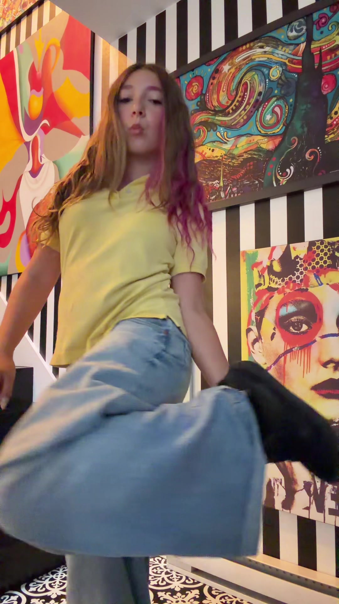 @𝐂𝐥𝐞́𝐦𝐞𝐧𝐭𝐢𝐧𝐞 🦄