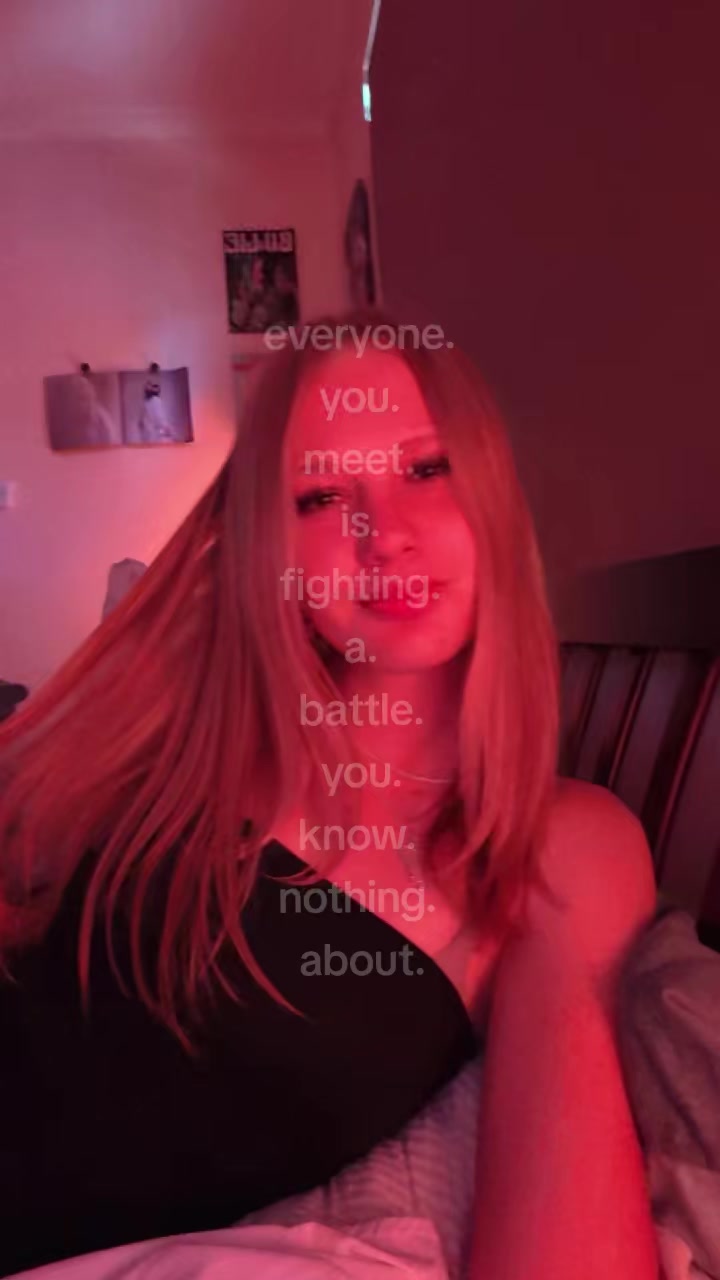 @ellaa🕸️