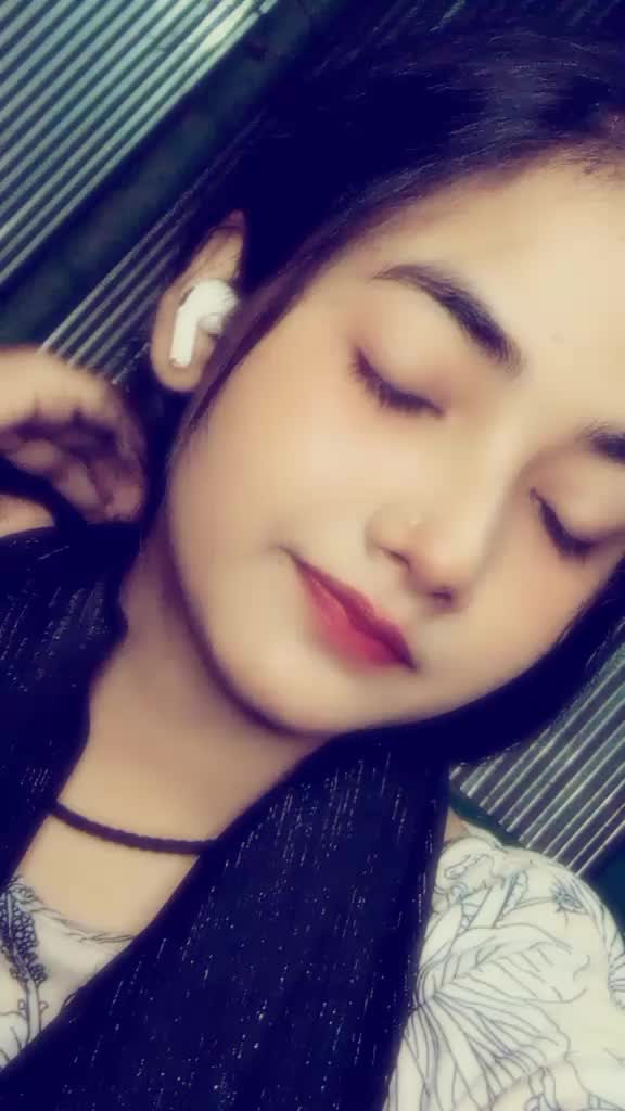 @দুষ্টু মায়ের মিষ্টি মেয়ে