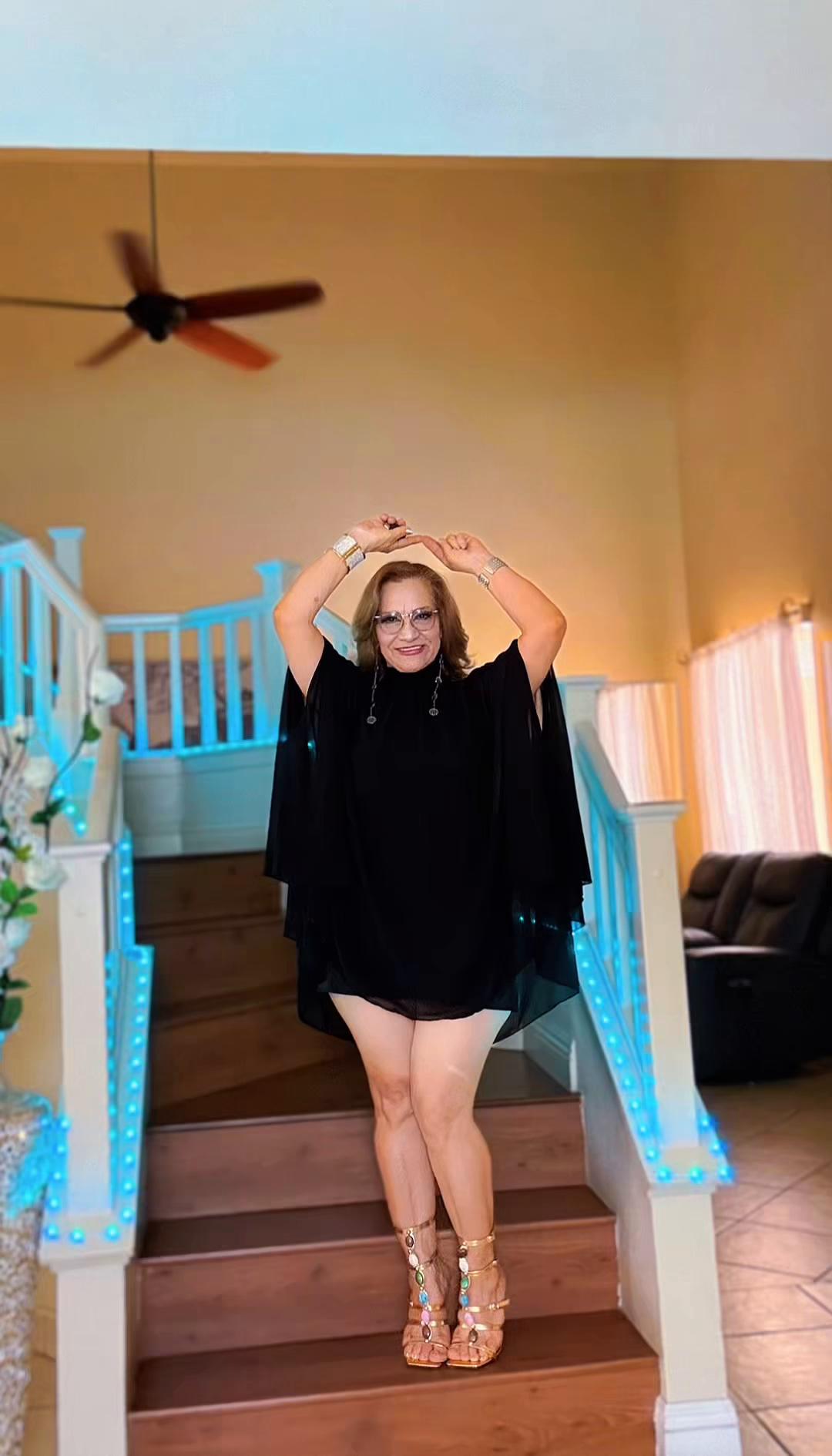 @...