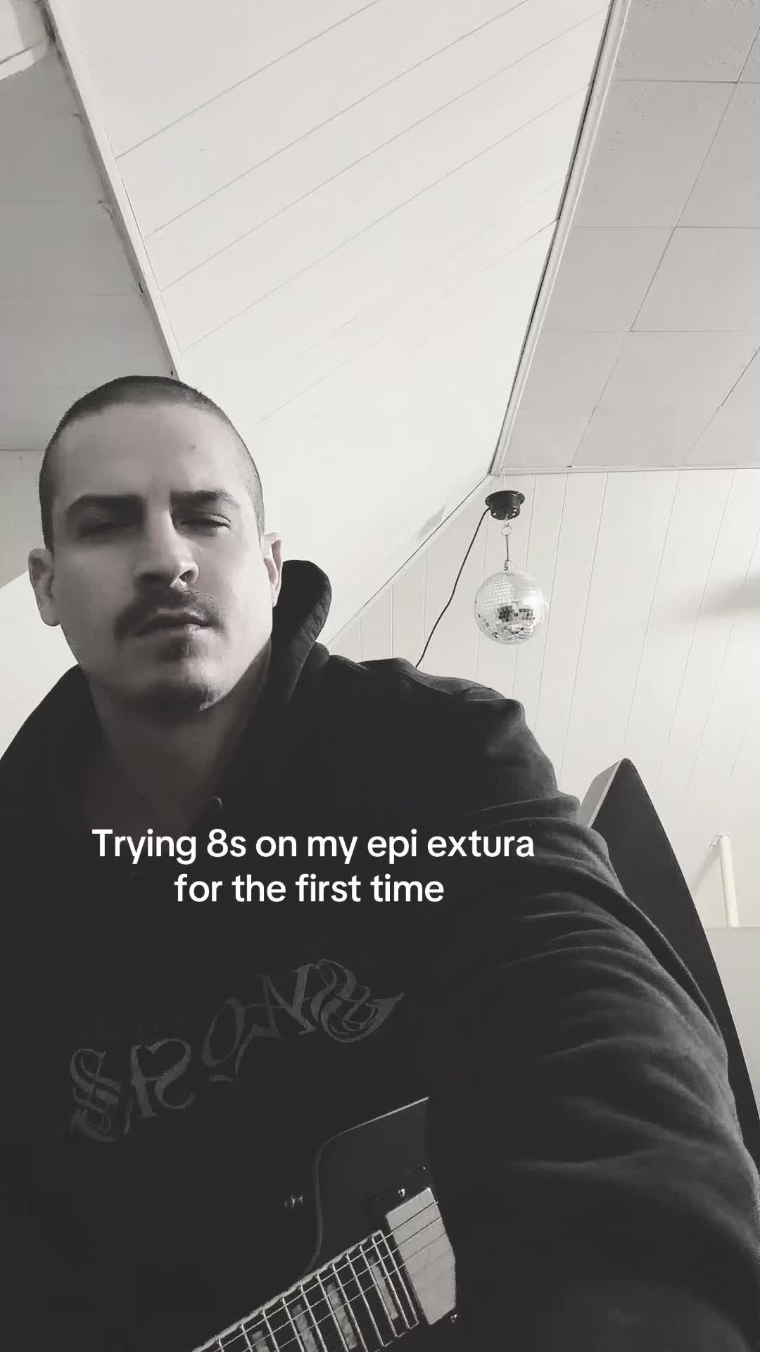 @Axl