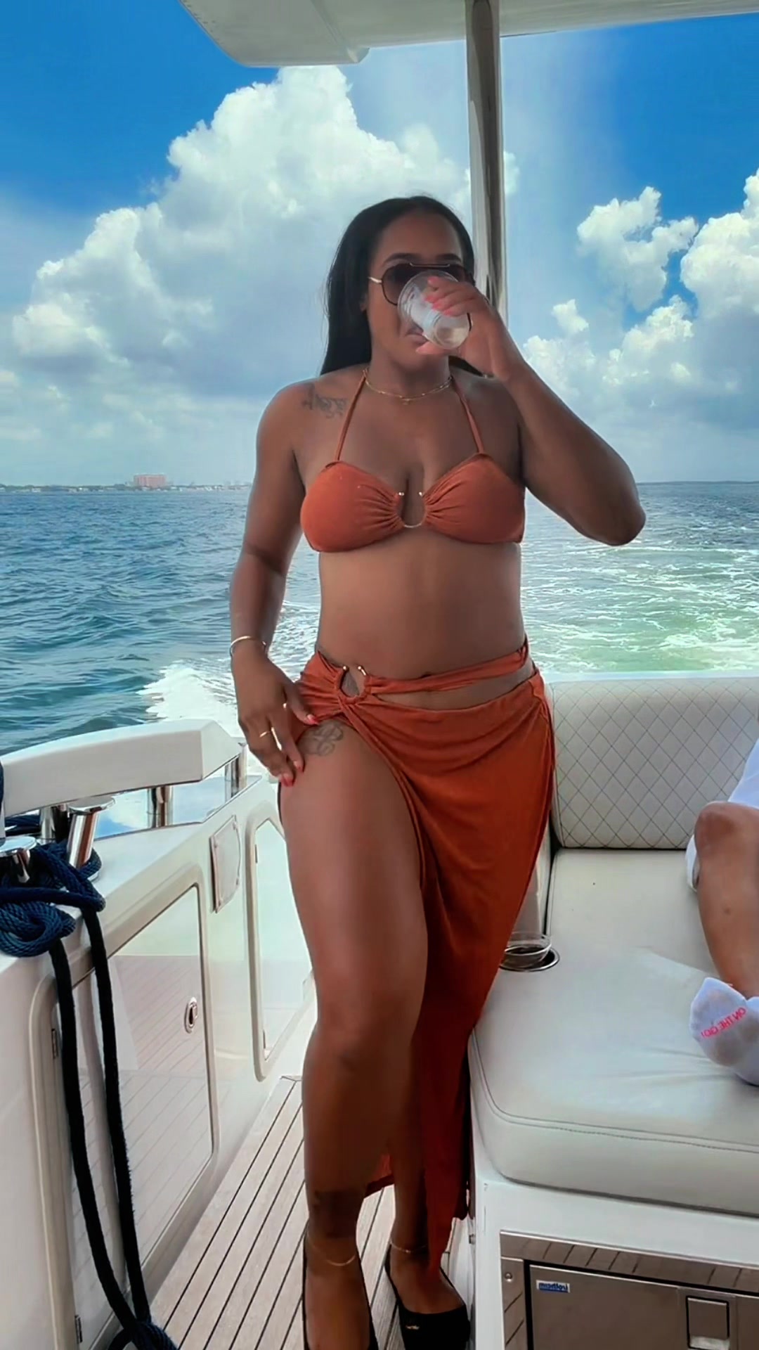@Lynnluxury | Tall & Curvy