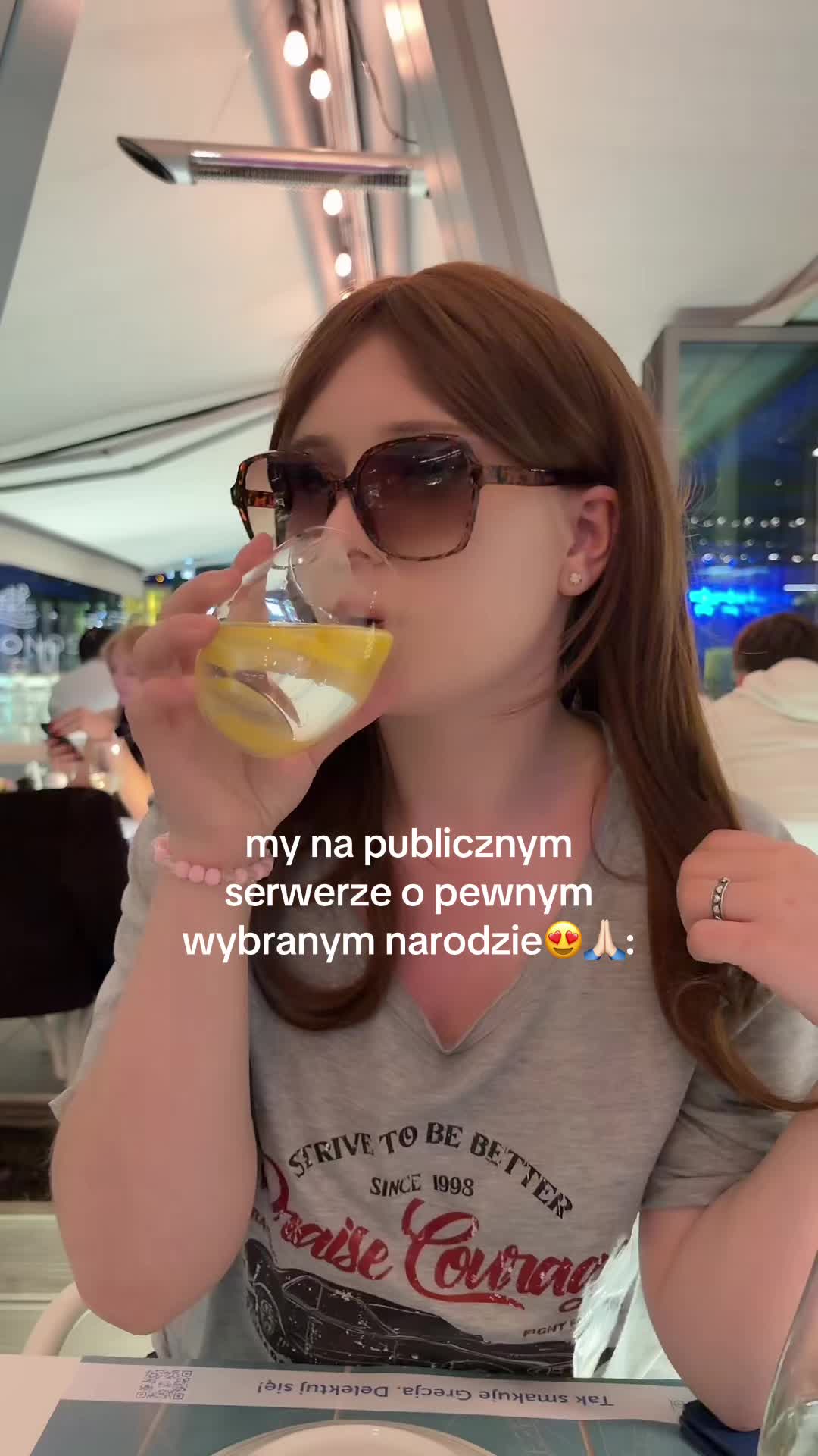 @janie_
