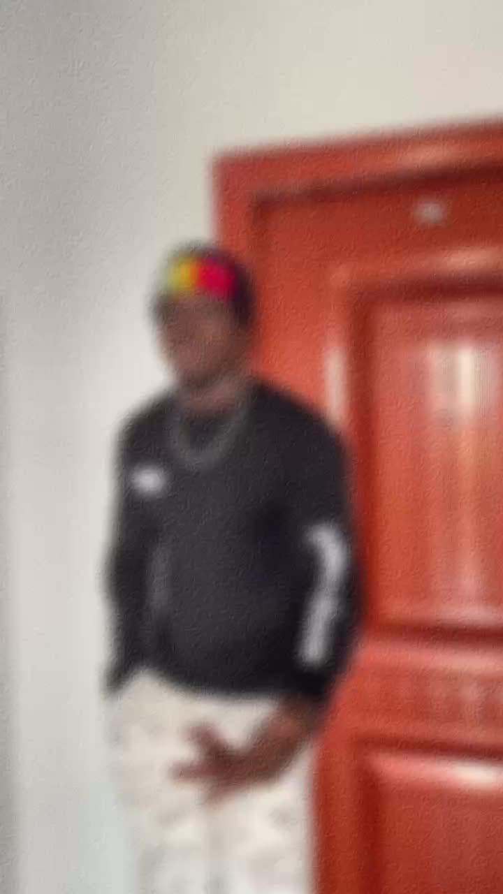 @Bawusu_Sark
