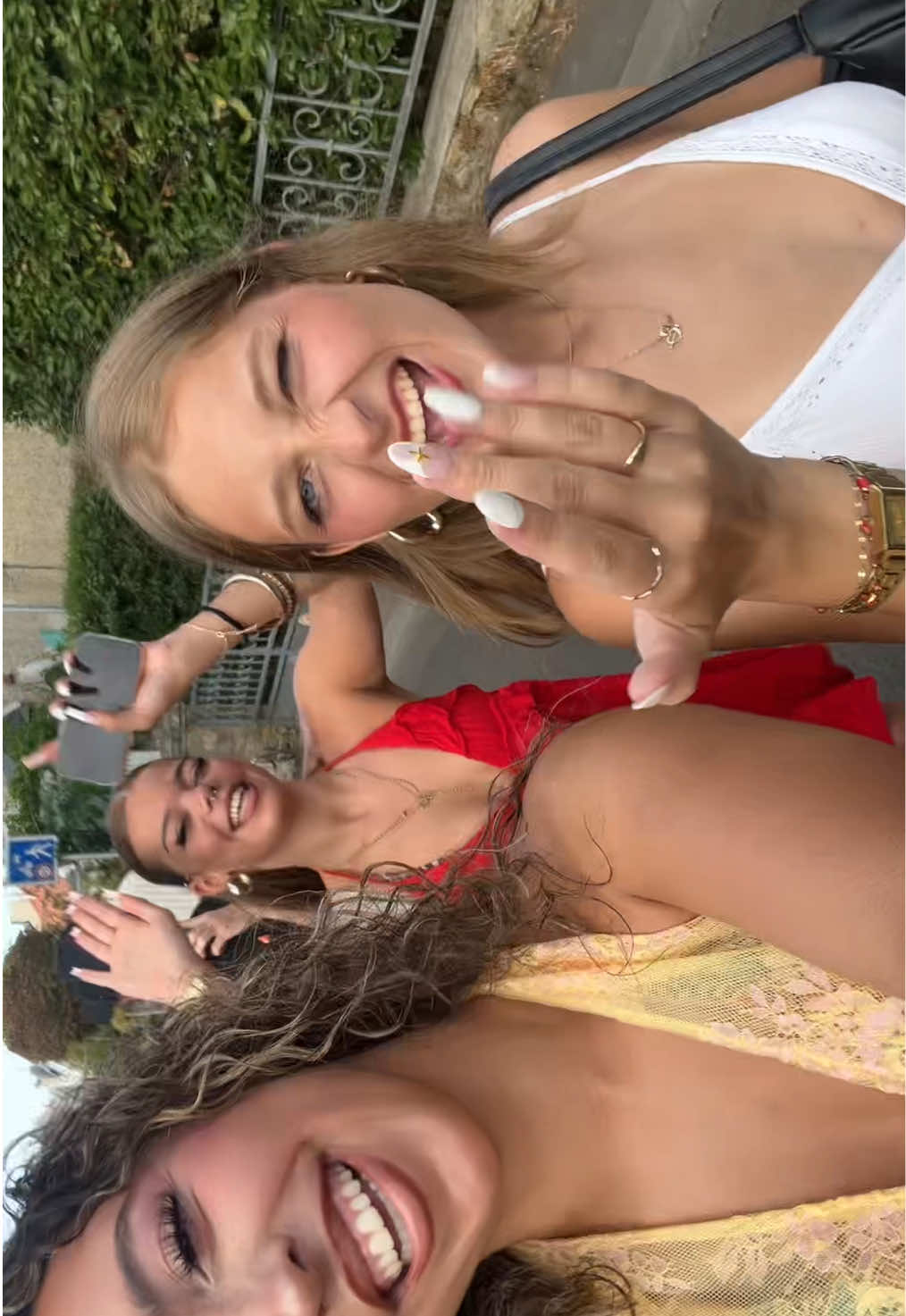 @Khiara
