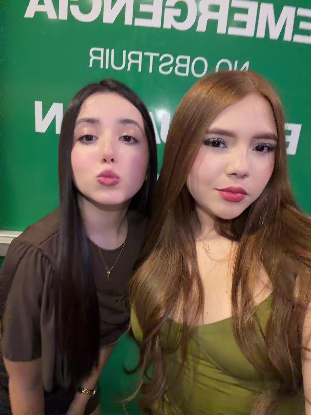 @Luci_leoonn