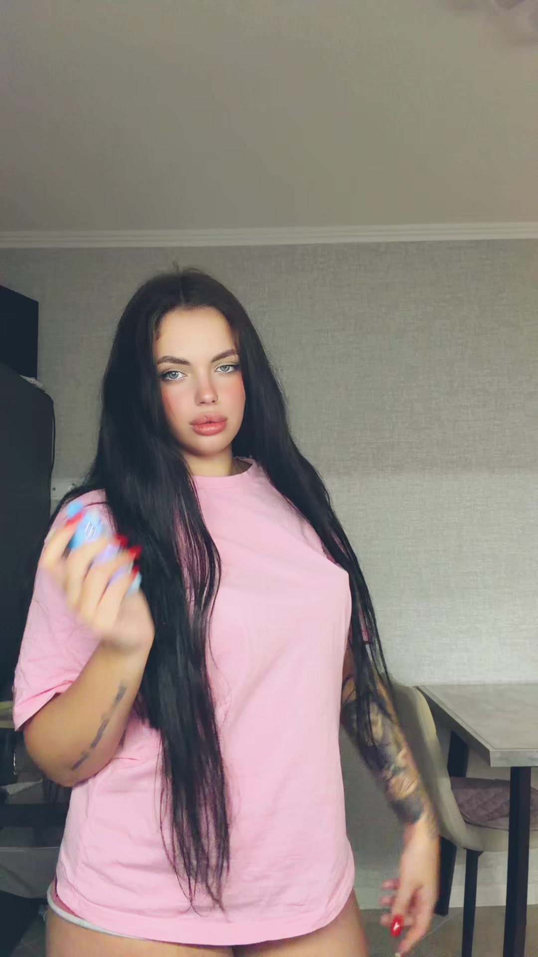 @aangelllinaaaaa
