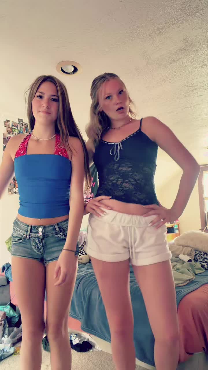 @😻