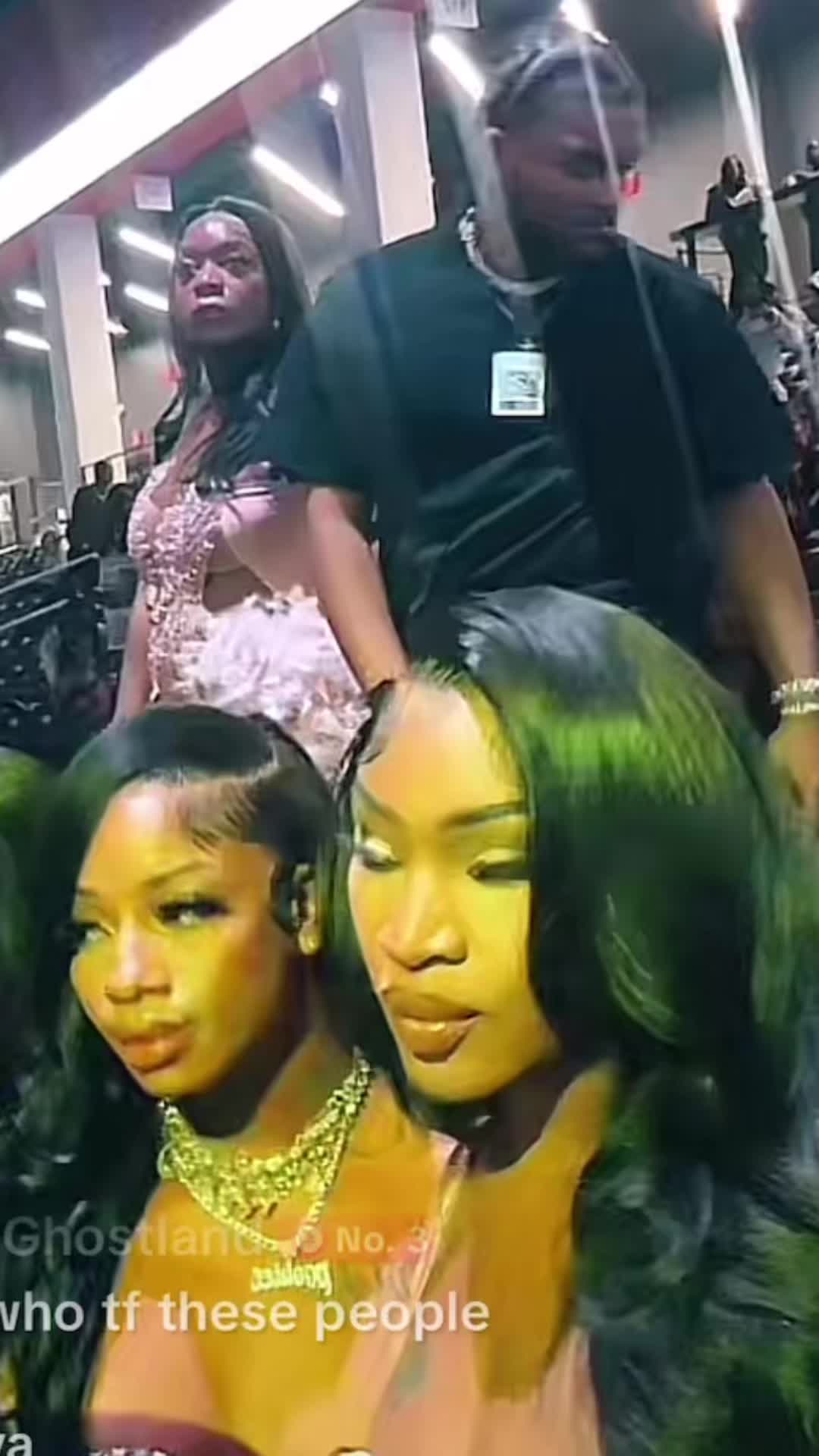 @Raspuitia