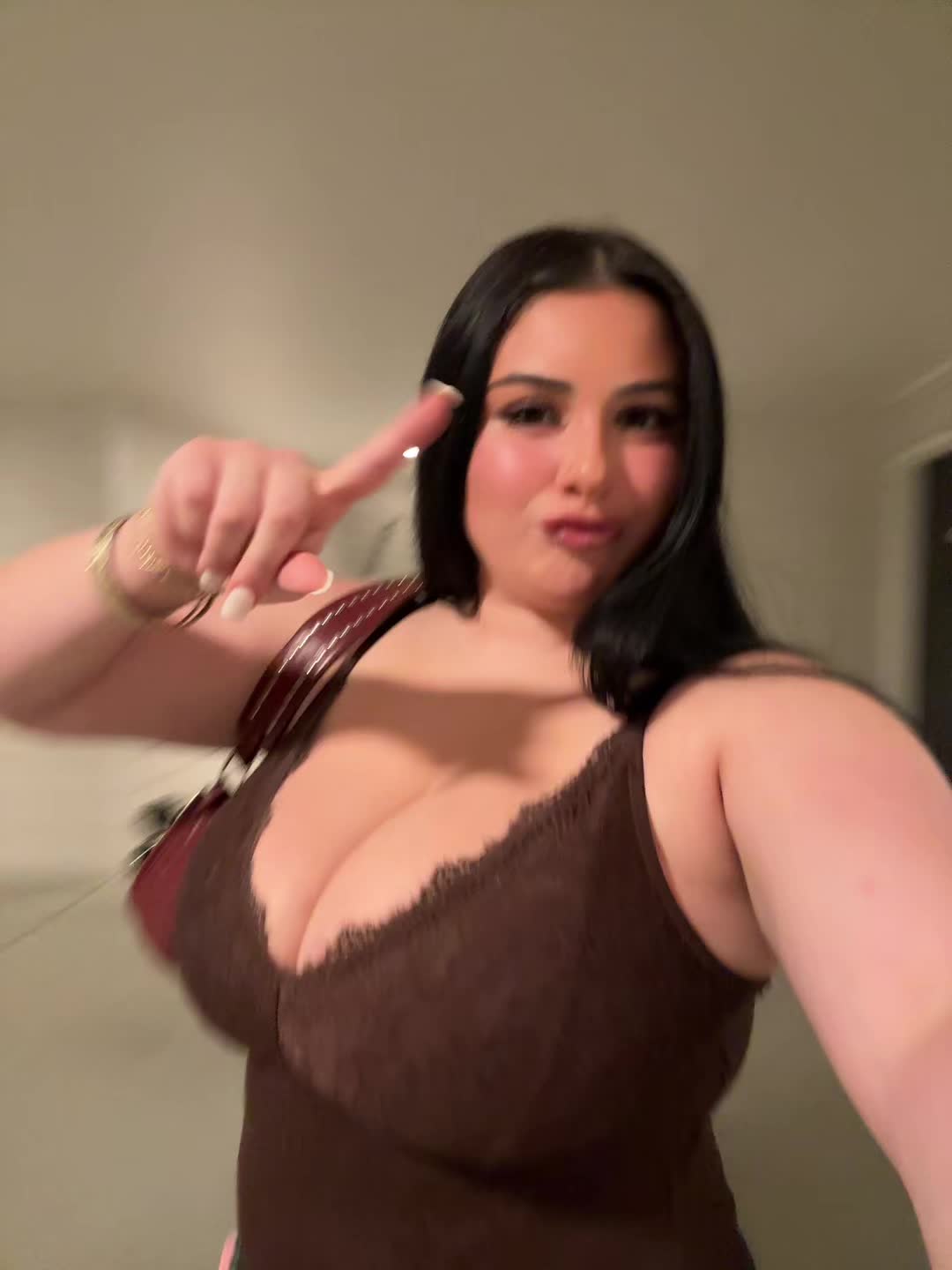 @isabellita