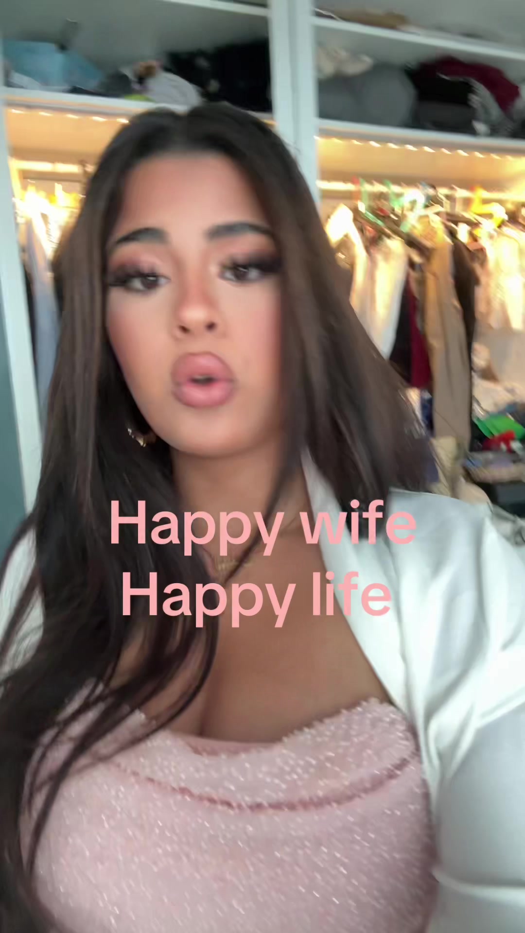 @⃟