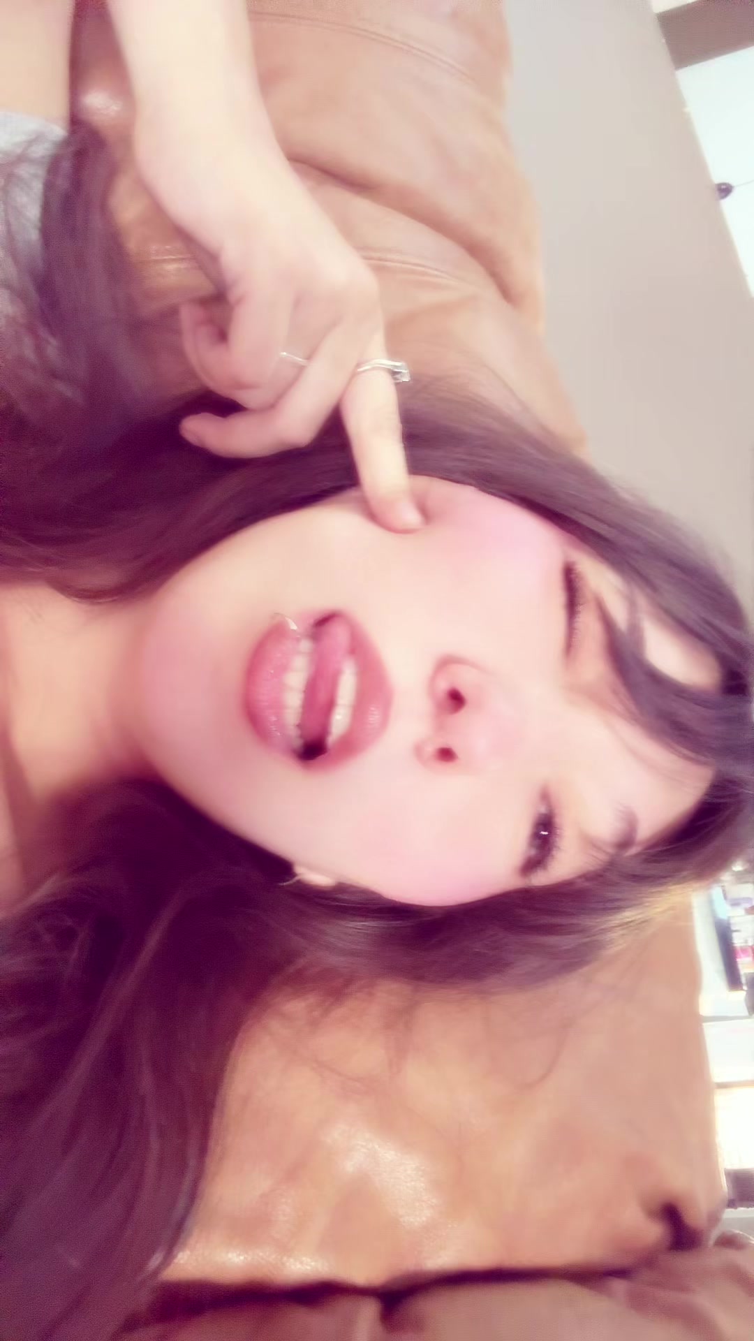 @lily