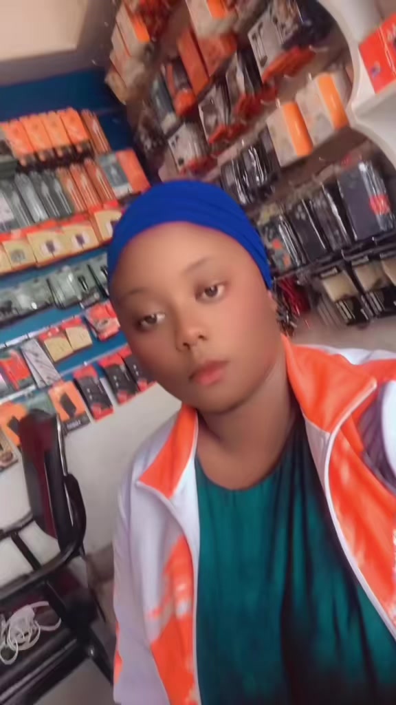 @Aisha Rabiya