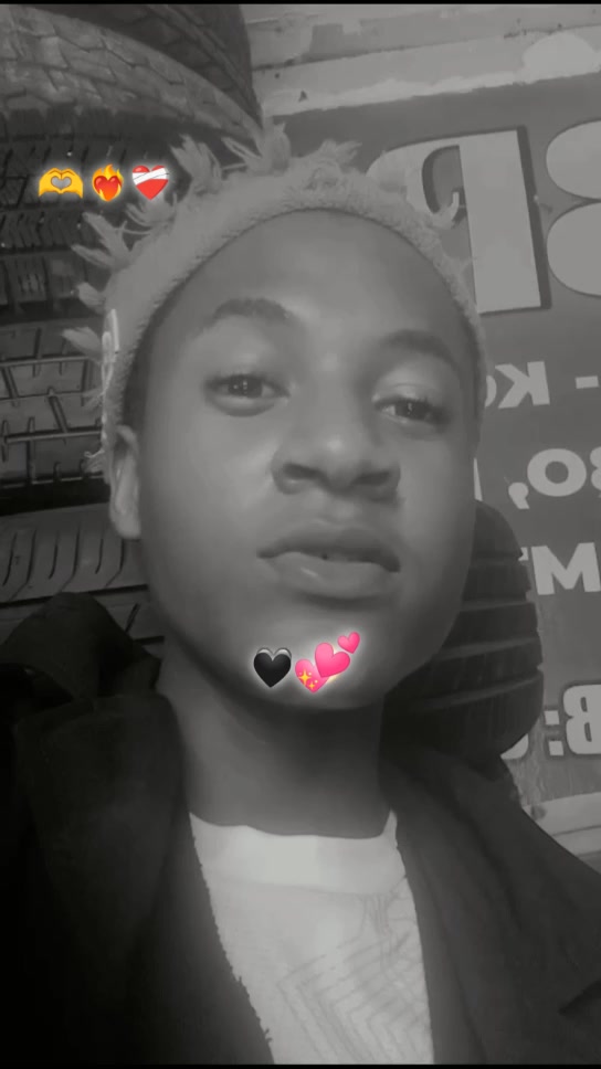 @𝕸𝖗 𝖘𝖒𝖎𝖑𝖊🖤💕
