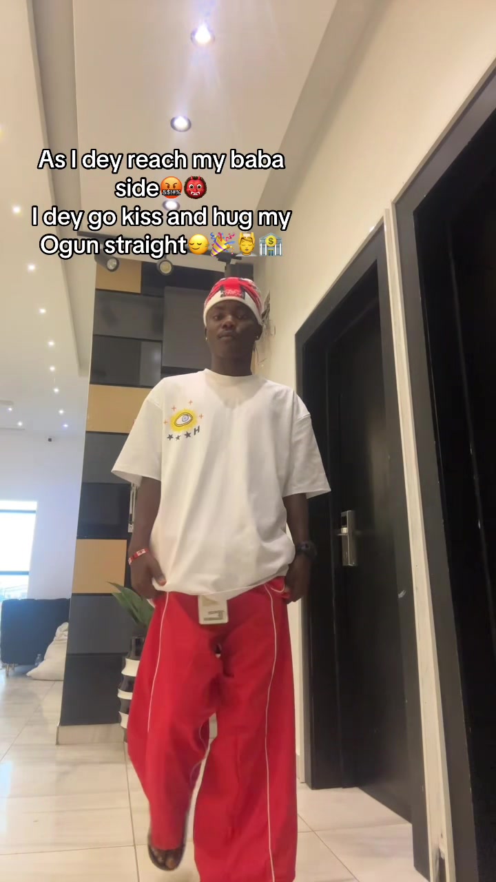 @𝑀𝑈𝑁𝐴 𝕏🌴😡