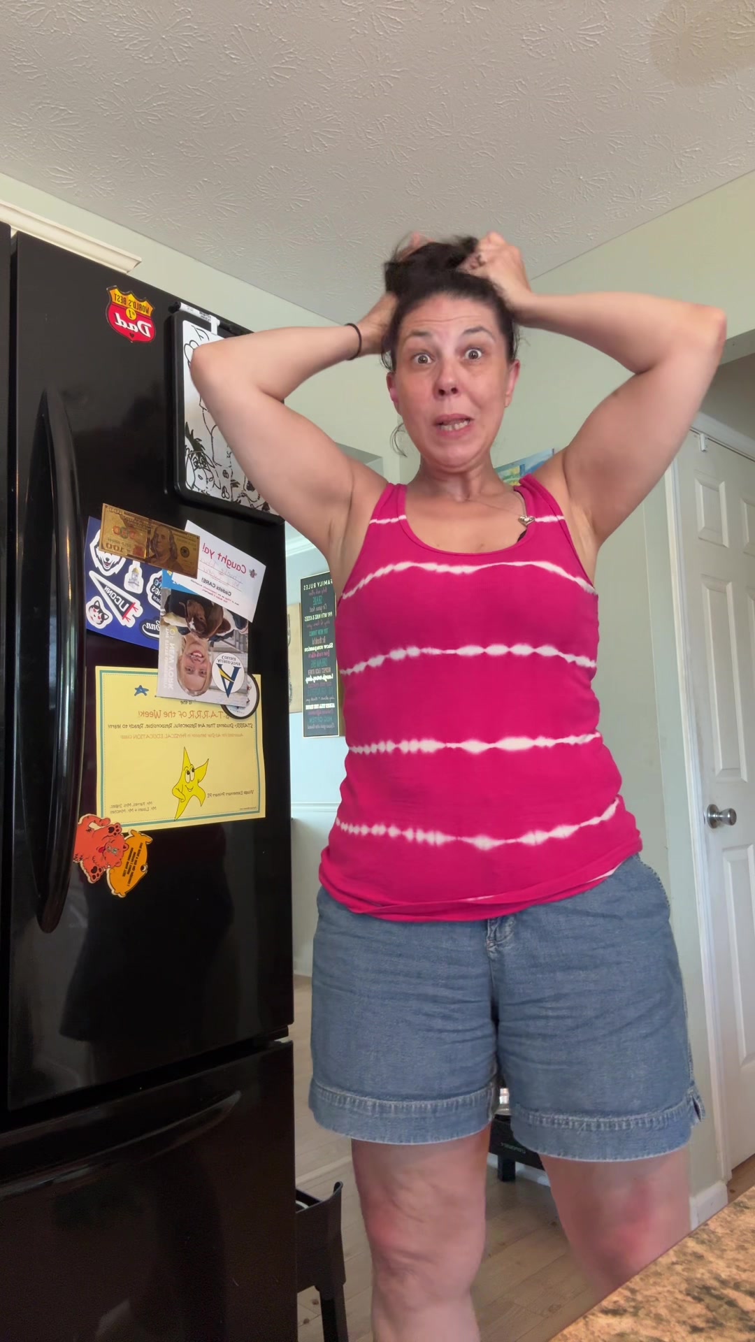 @MomTobin