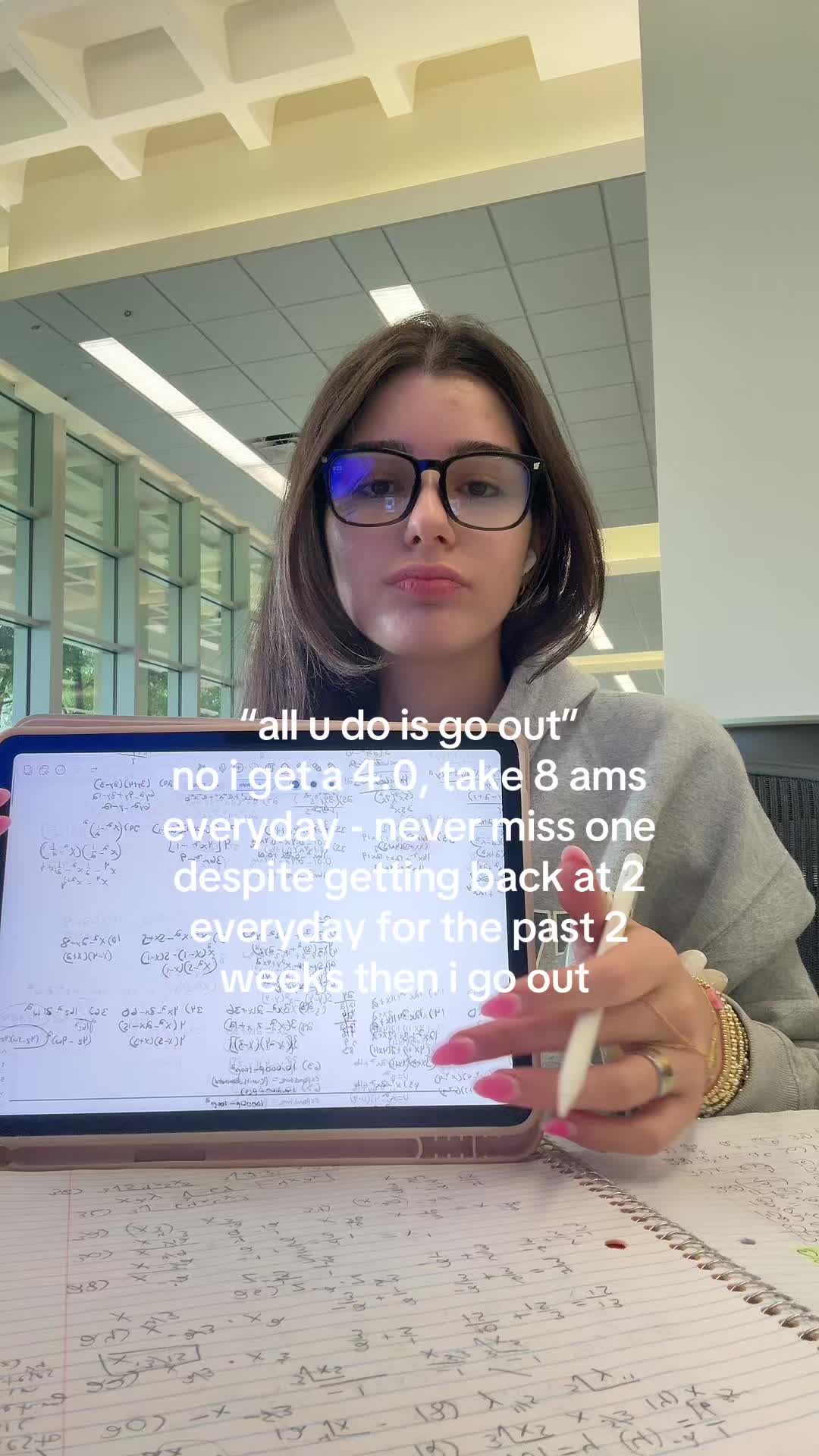 @zoeeeee