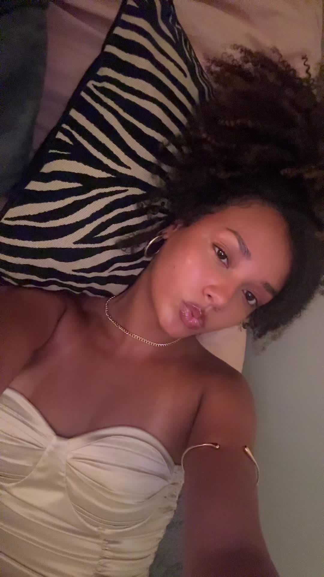 @tessa