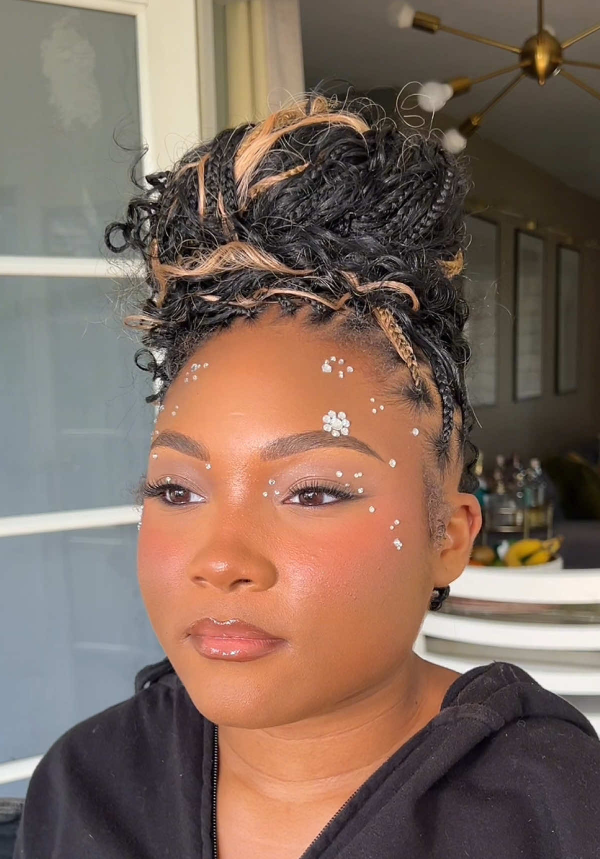 @JAEL| MUA | MIA/TPA CREATOR 🌴