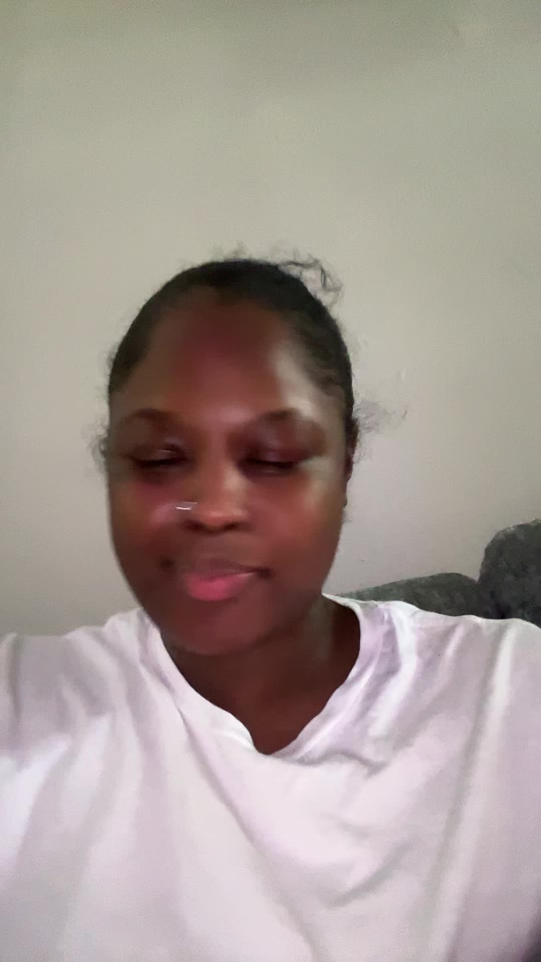 @azianyree