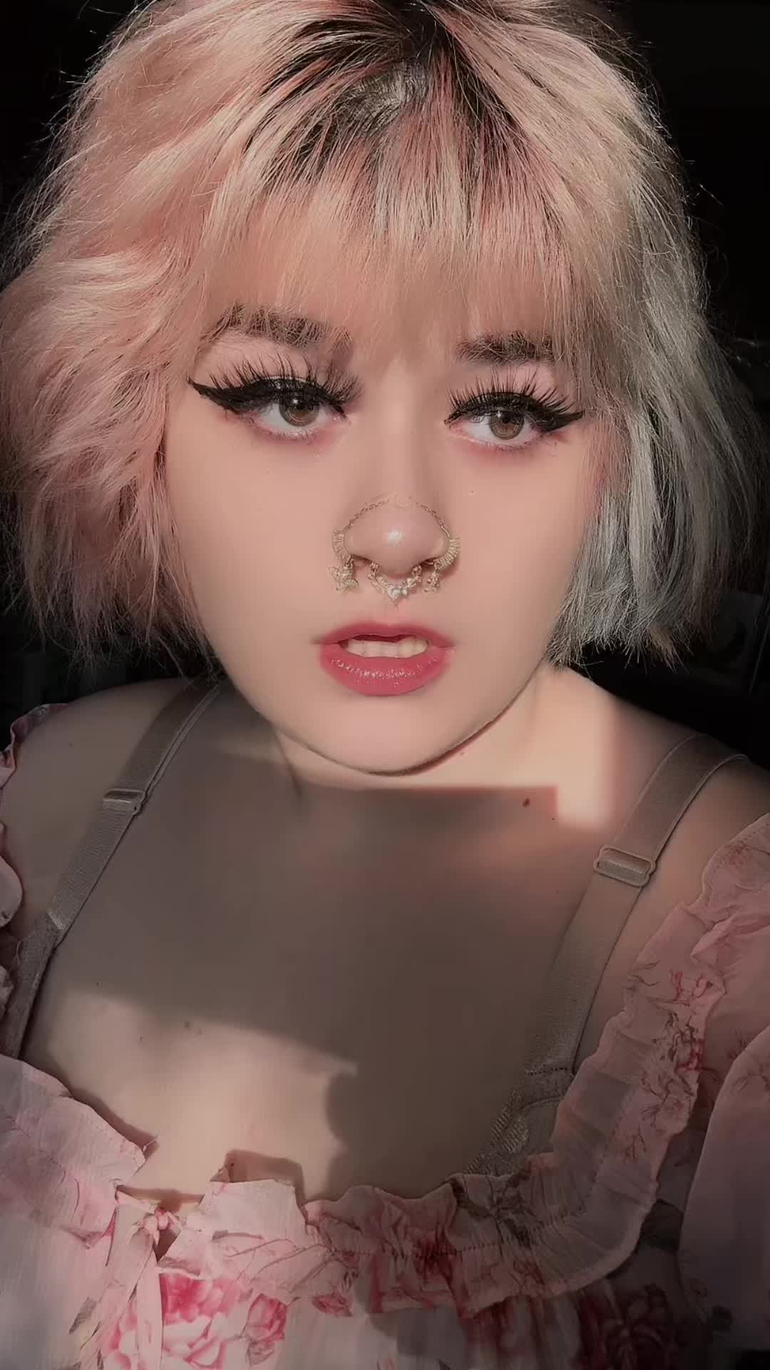 @✨ Tæ ✨