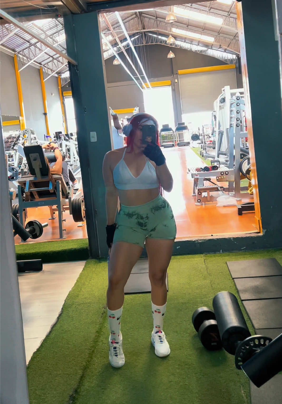 @deliciousrossev