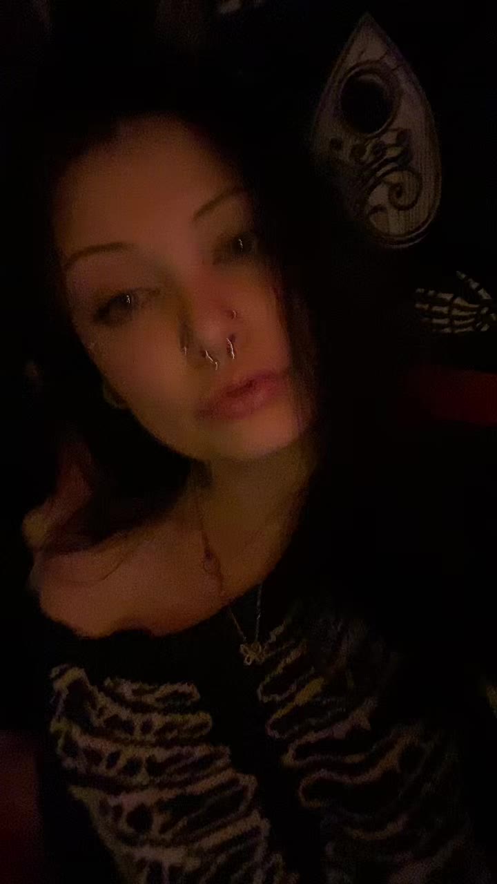 @feedingonyokai