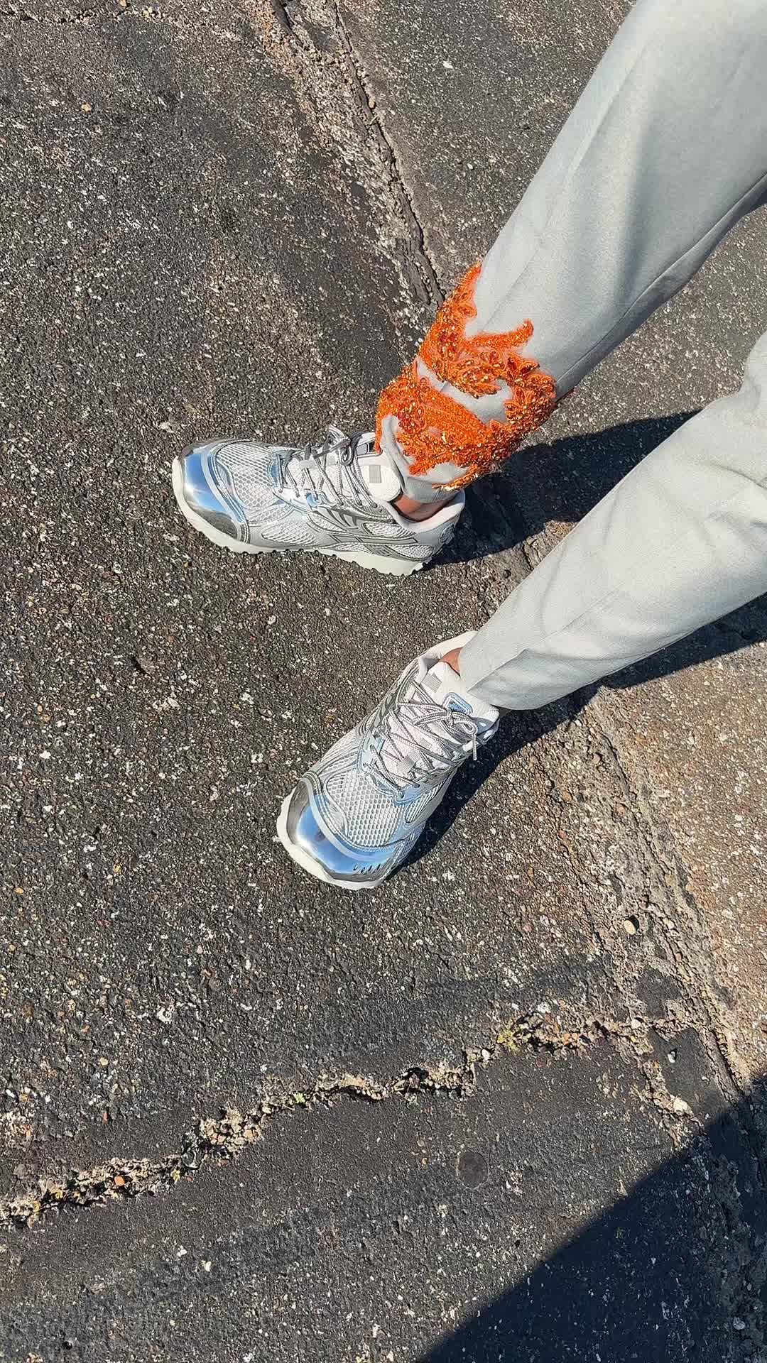 @j5🪫
