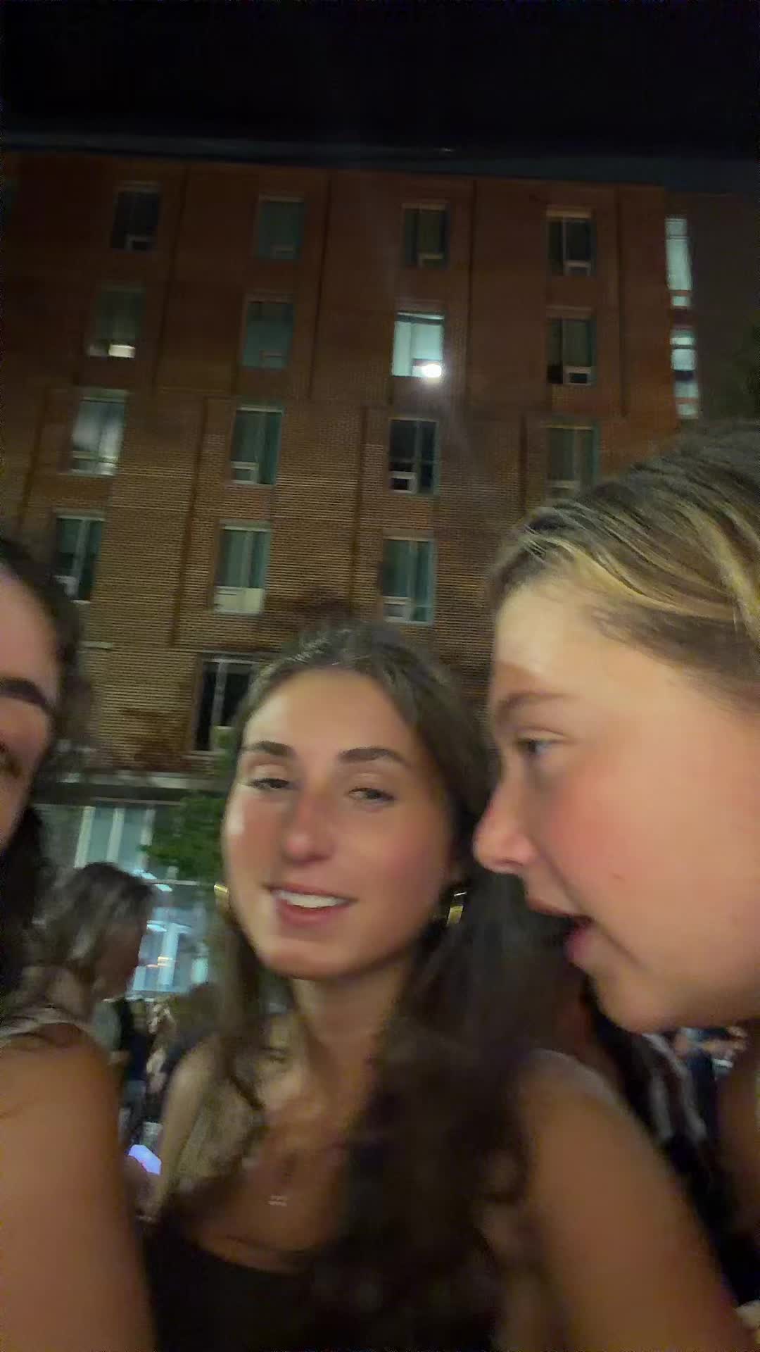@hi