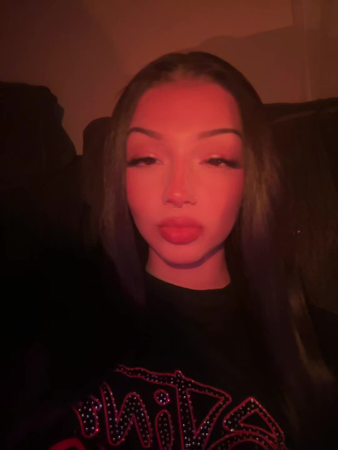@༂