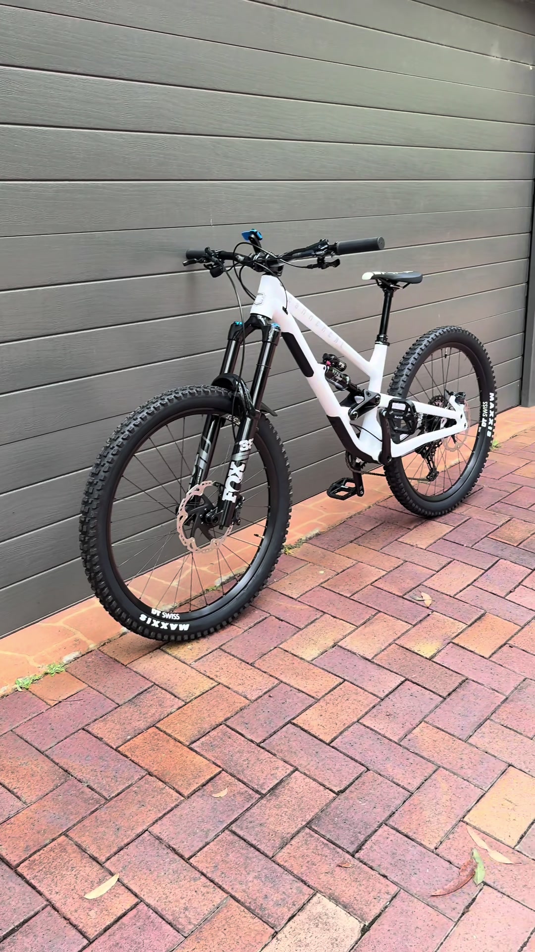 @Commencal cam