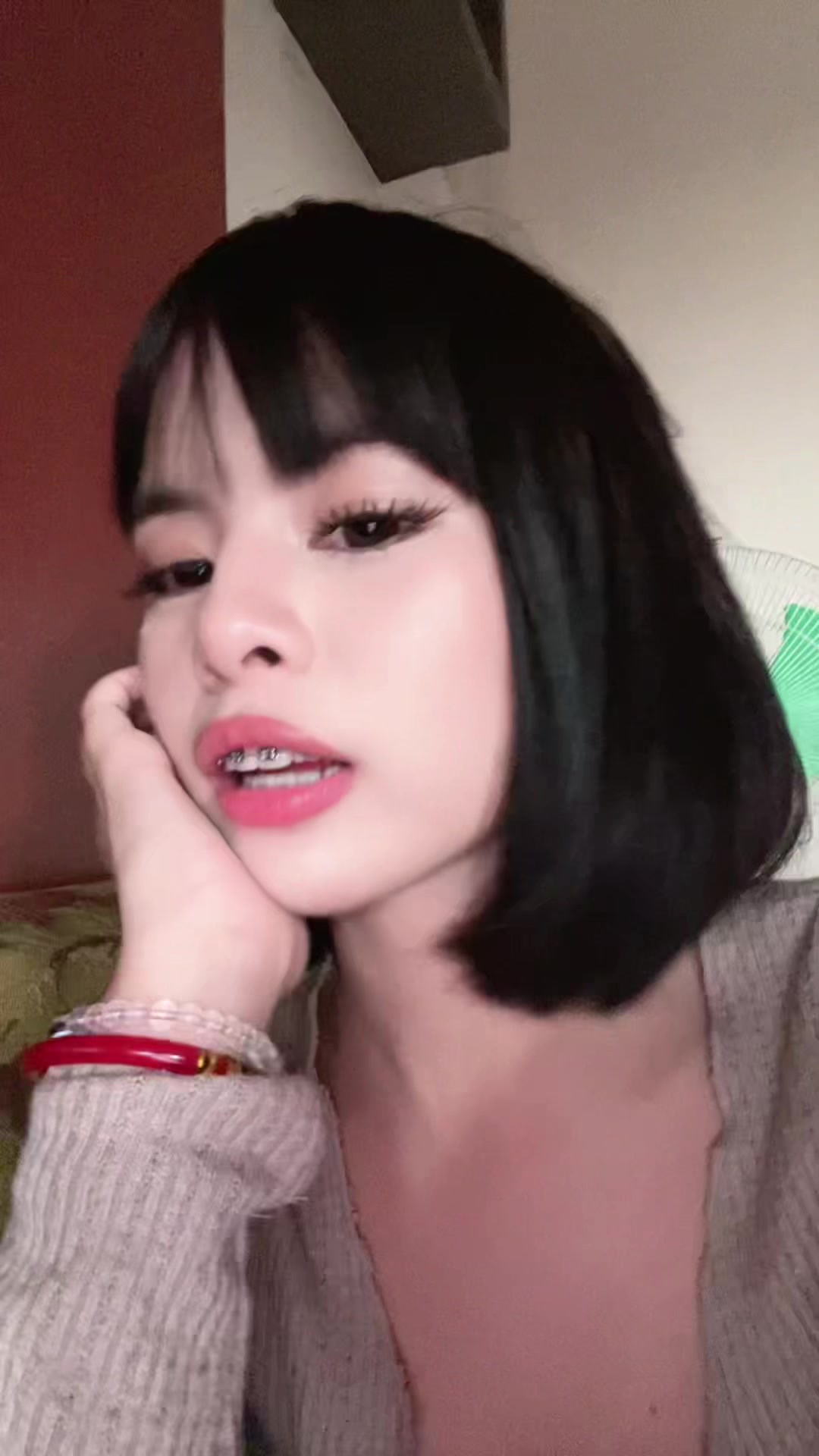 @Zey