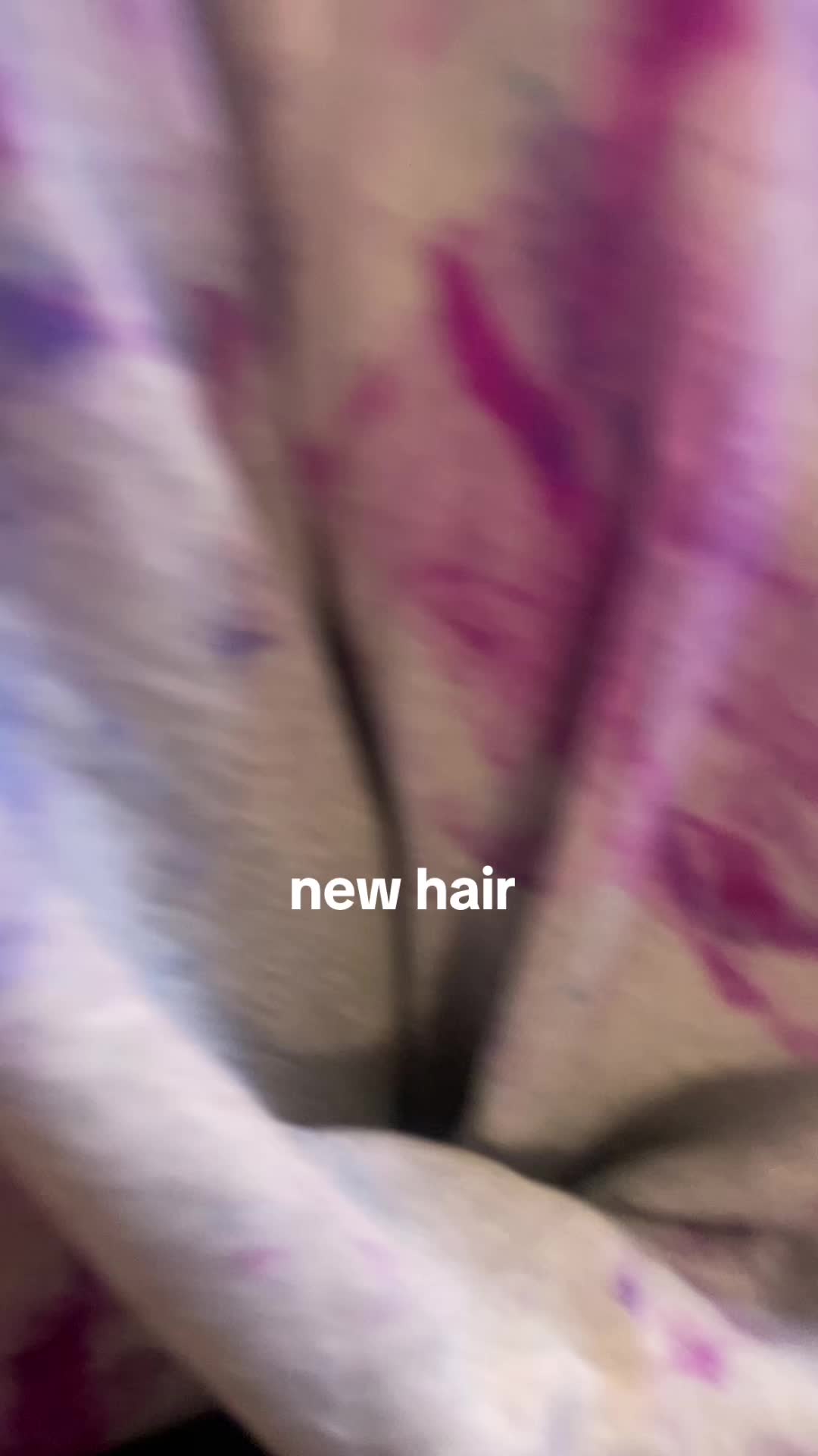 @Weird chick wit pink hair