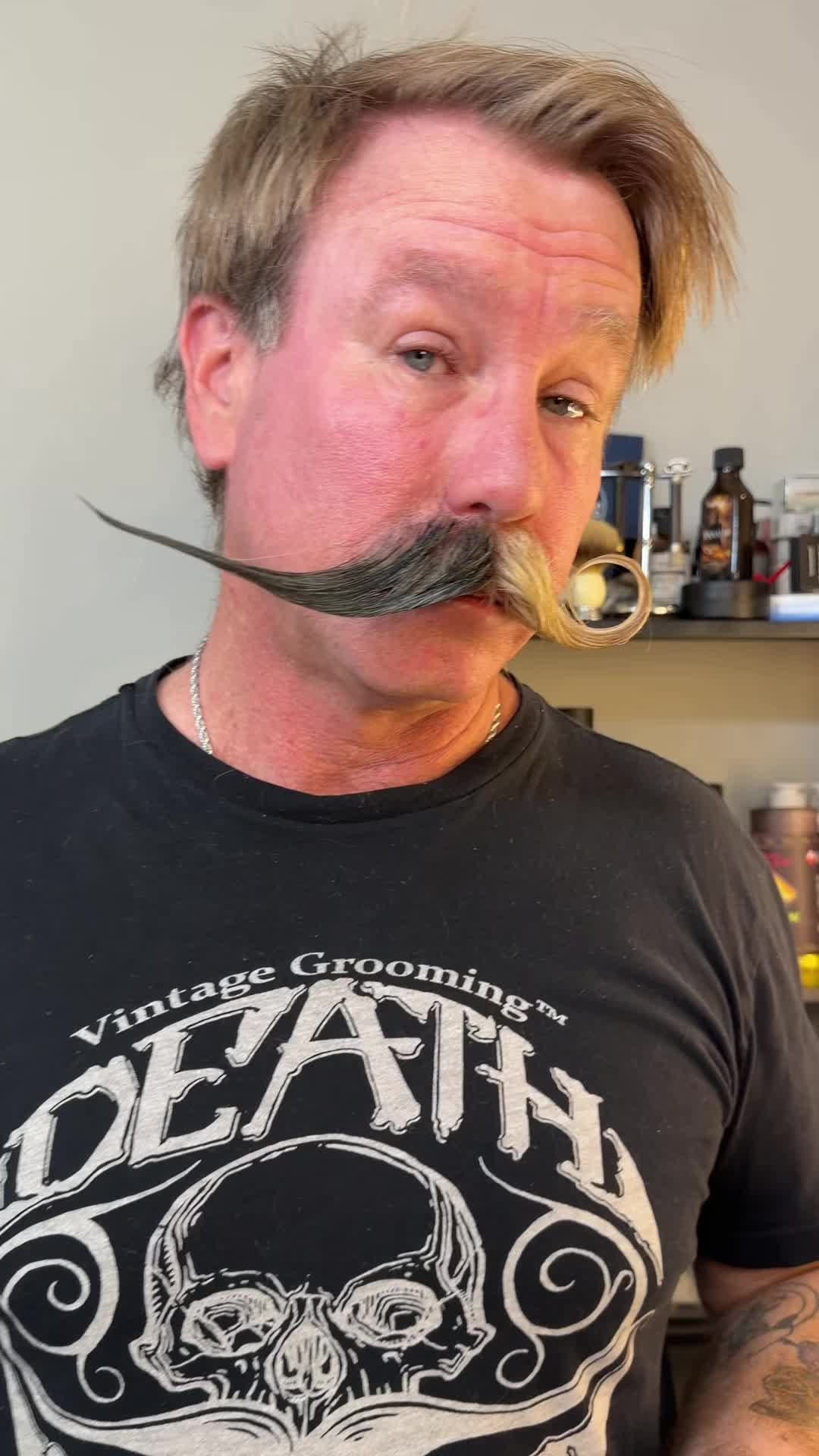 @Bobandelliothismustache