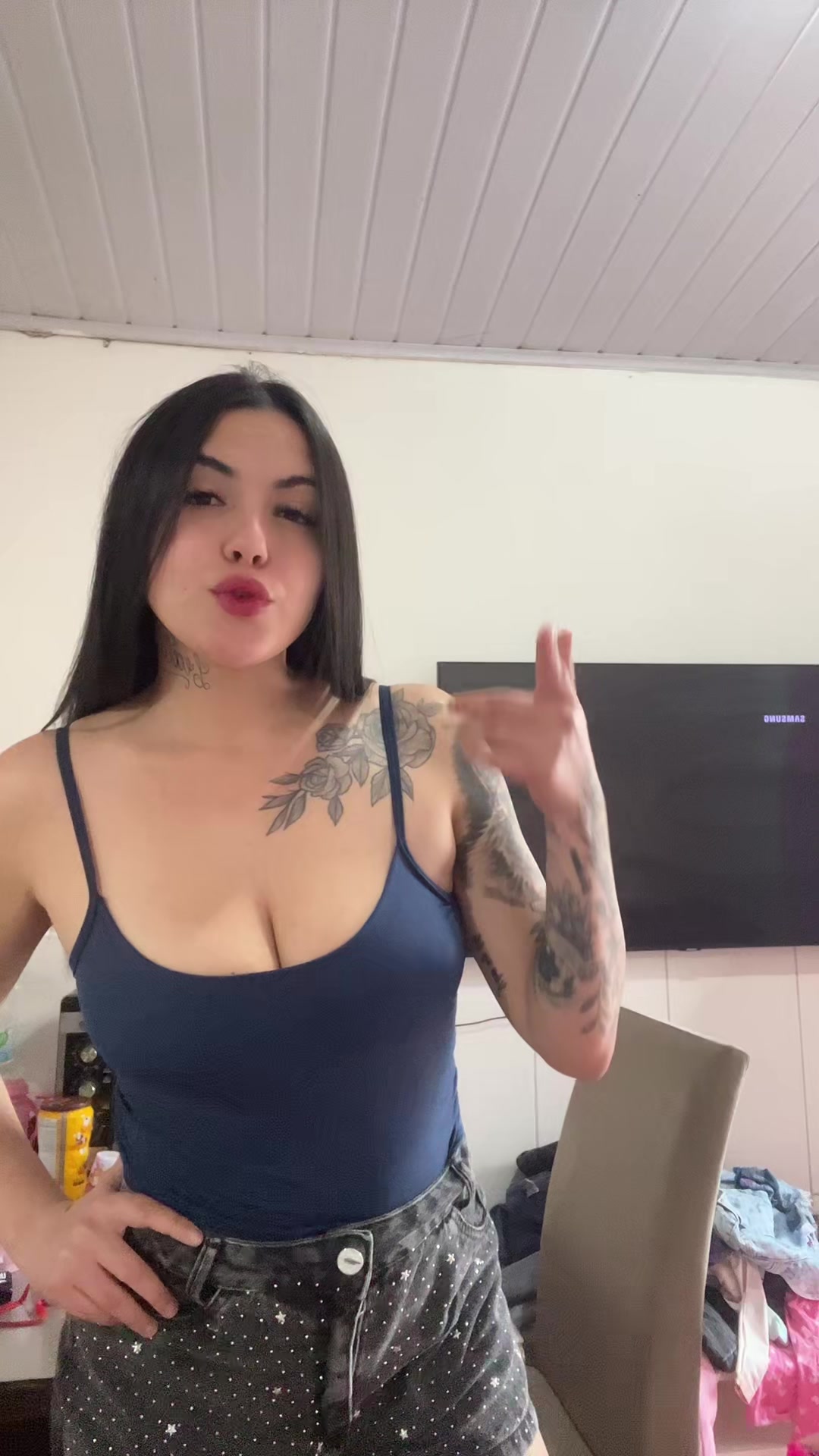 @Caroline Castro